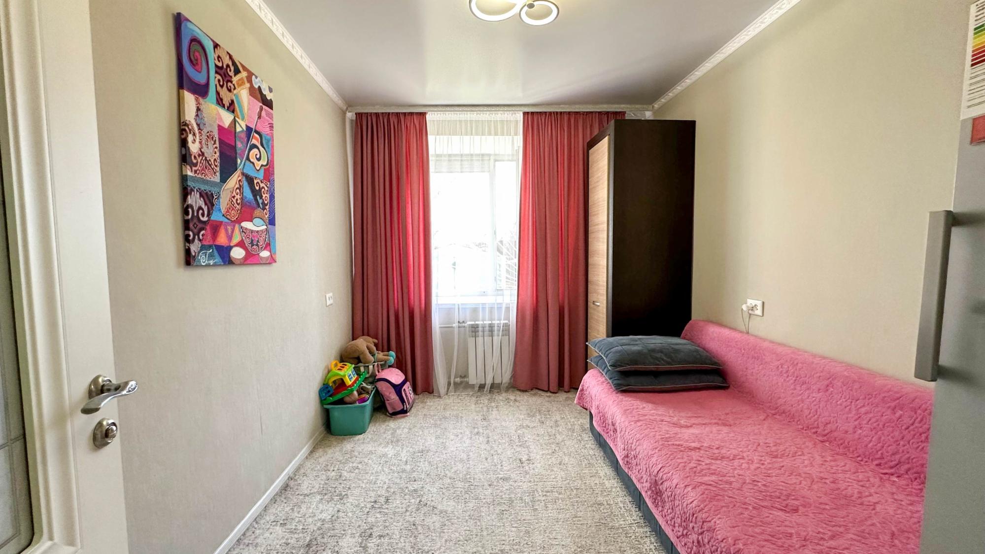 4-комнантная квартира, 77.0 м²,Чайковского за 27 000 000