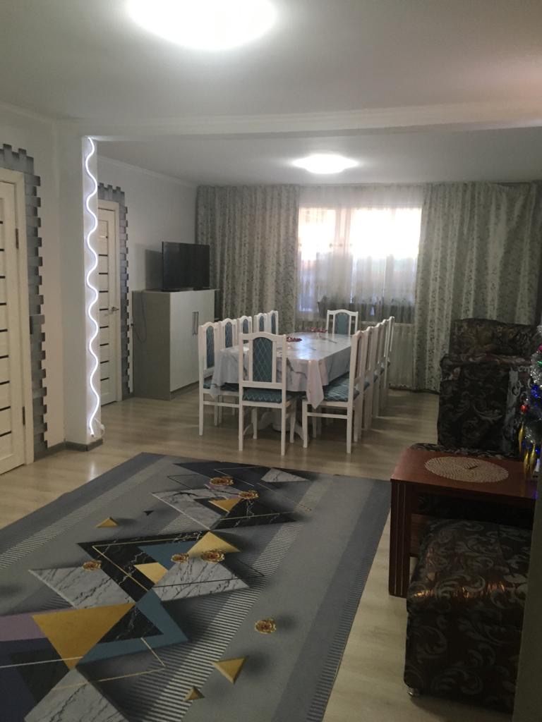 3-комнантный квартира, 55.0 м²,Толебаева за 200 000