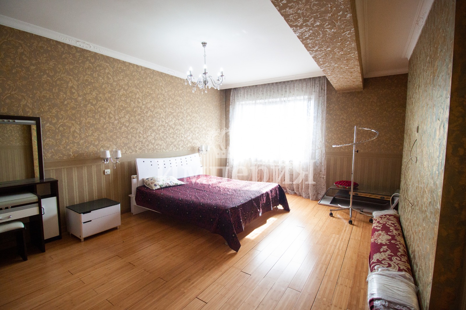 5-комнантная квартира, 191.0 м²,Каратал за 65 000 000