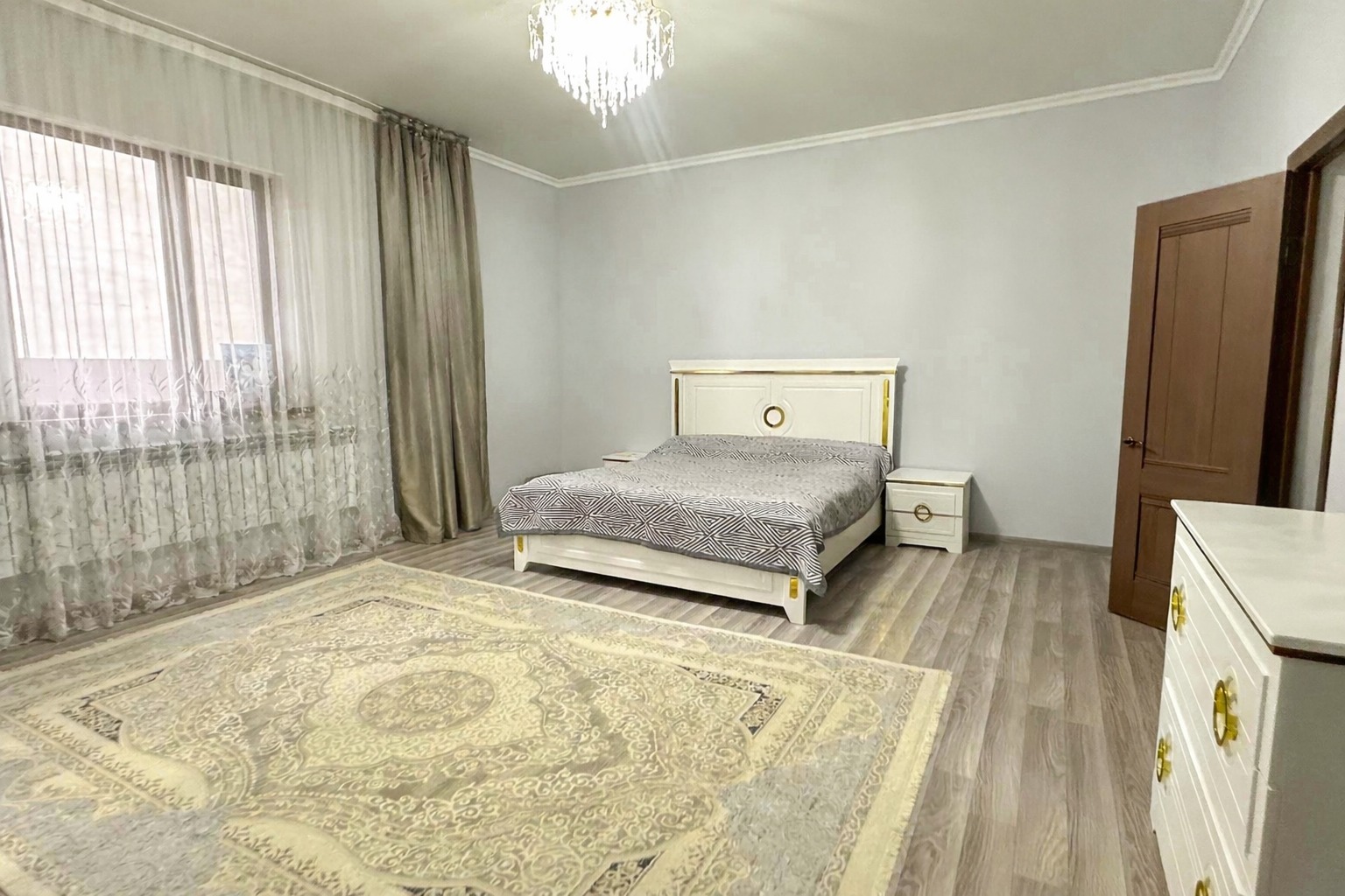 5-комнантный квартира, 247.8 м²,Жастар за 68 000 000