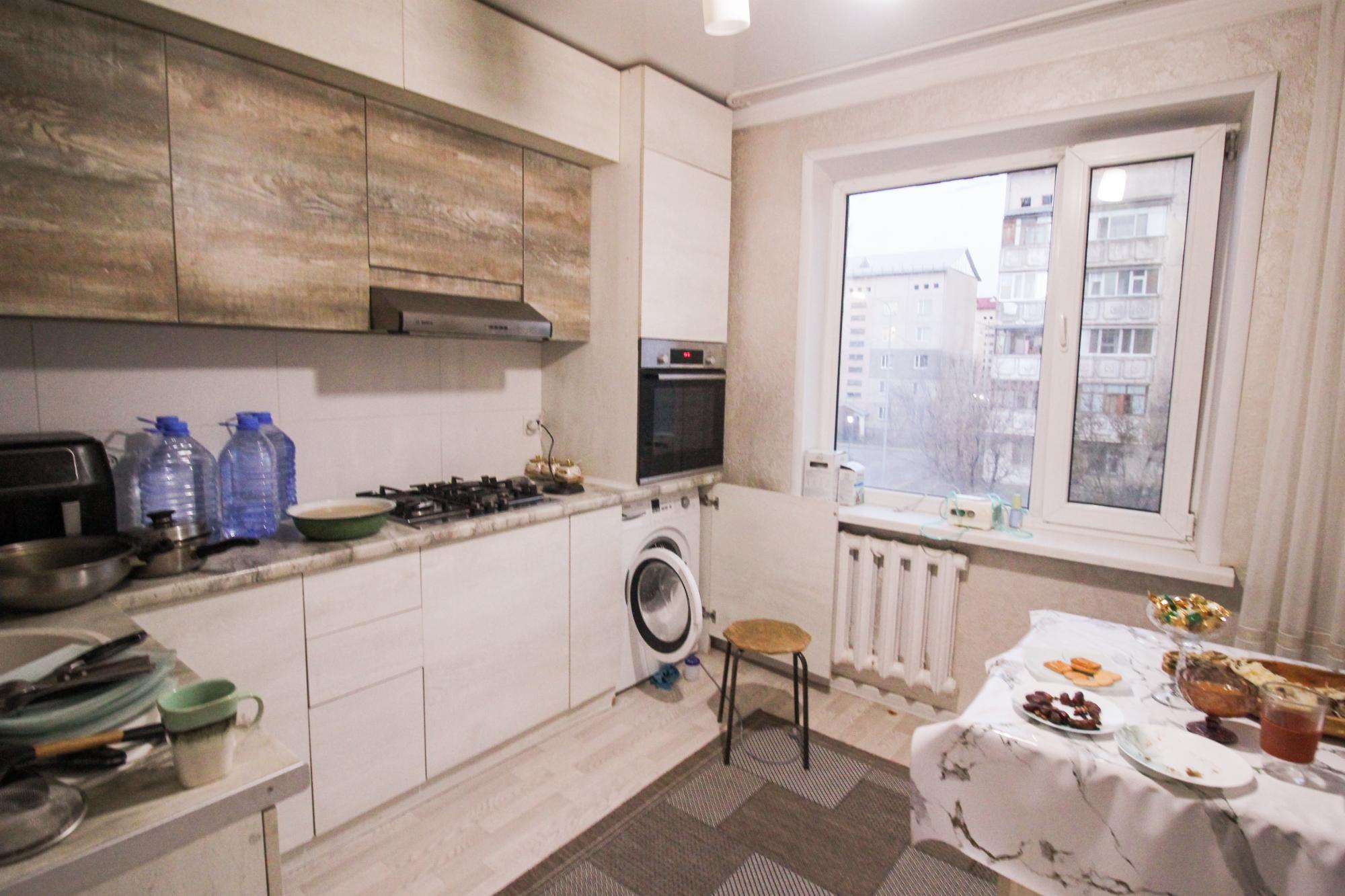 5-комнантная квартира, 110.0 м²,мкр Мушелтой за 38 000 000