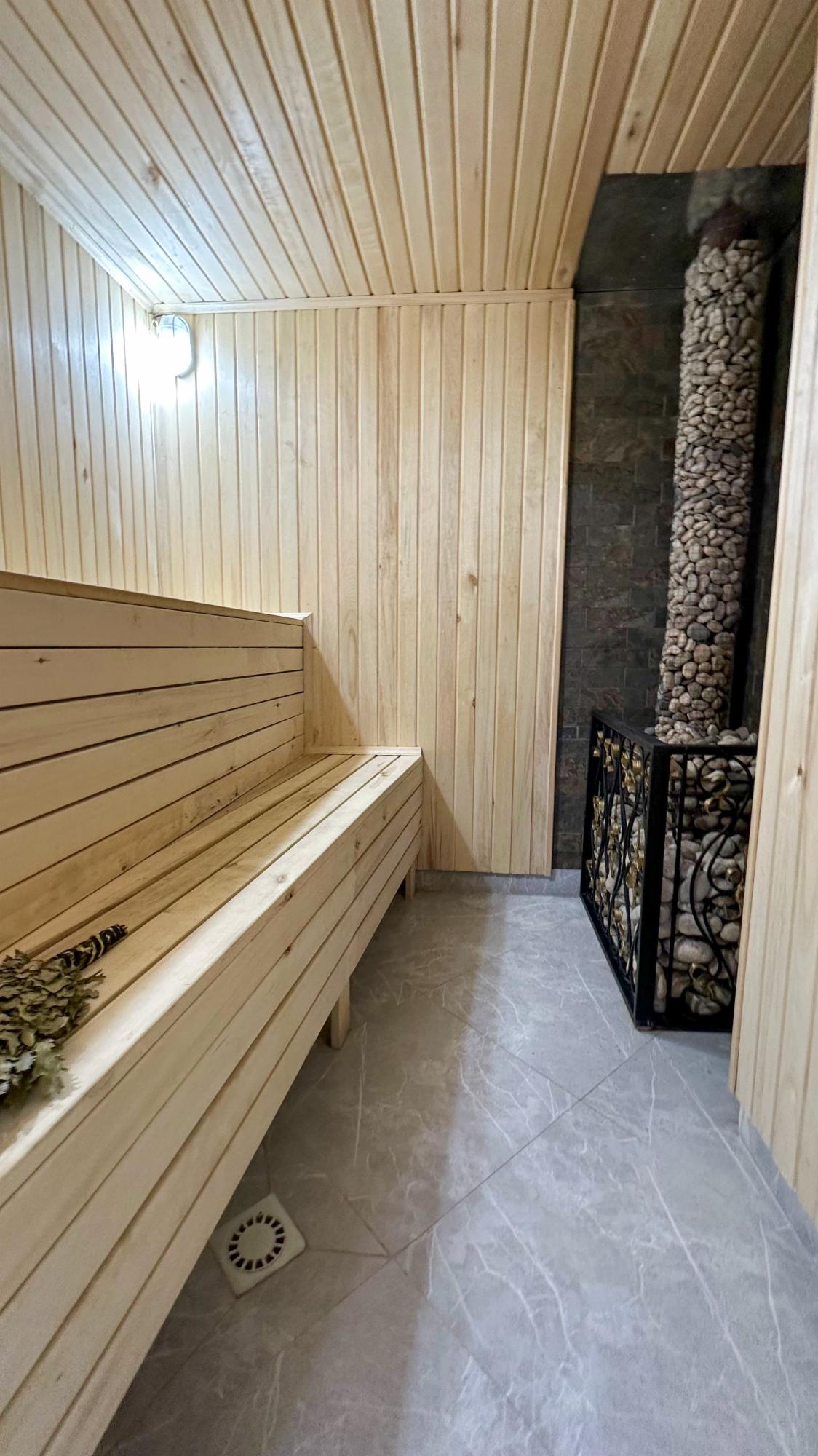 6-комнантный квартира, 283.0 м²,Жастар за 130 000 000