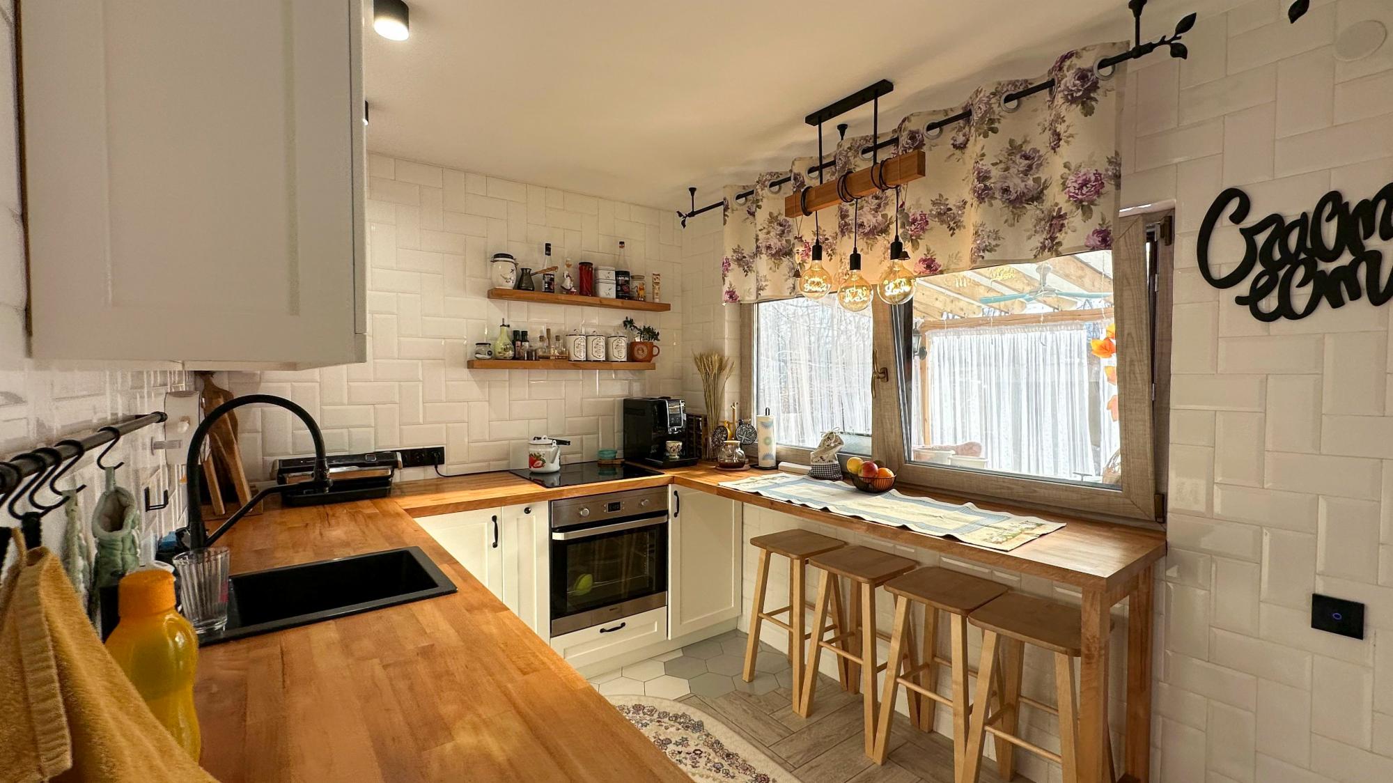 4-комнантная квартира, 94.0 м²,5 мкр за 36 500 000