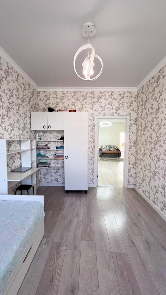 9-комнантный квартира, 215.0 м²,Коктем за 100 000 000