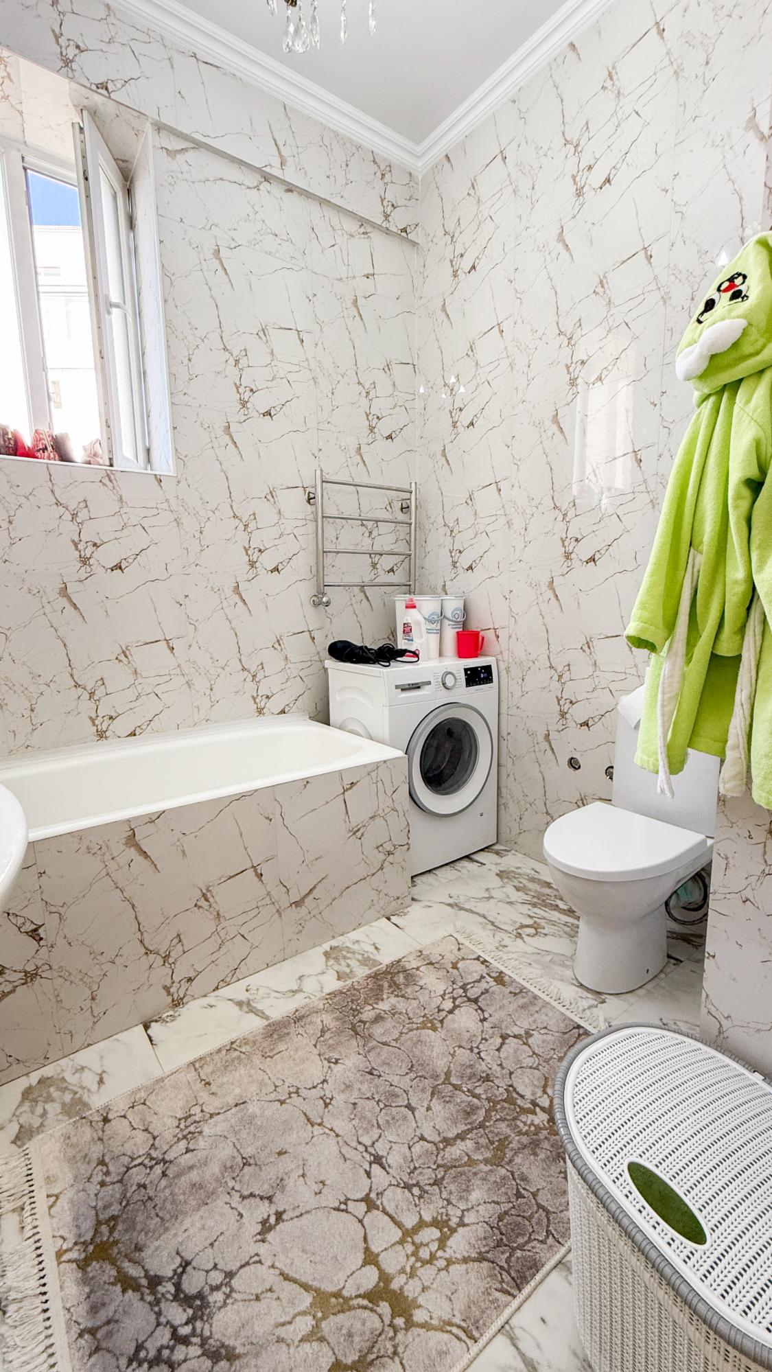 2-комнантная квартира, 80.0 м²,Абжалиева за 55 000 000