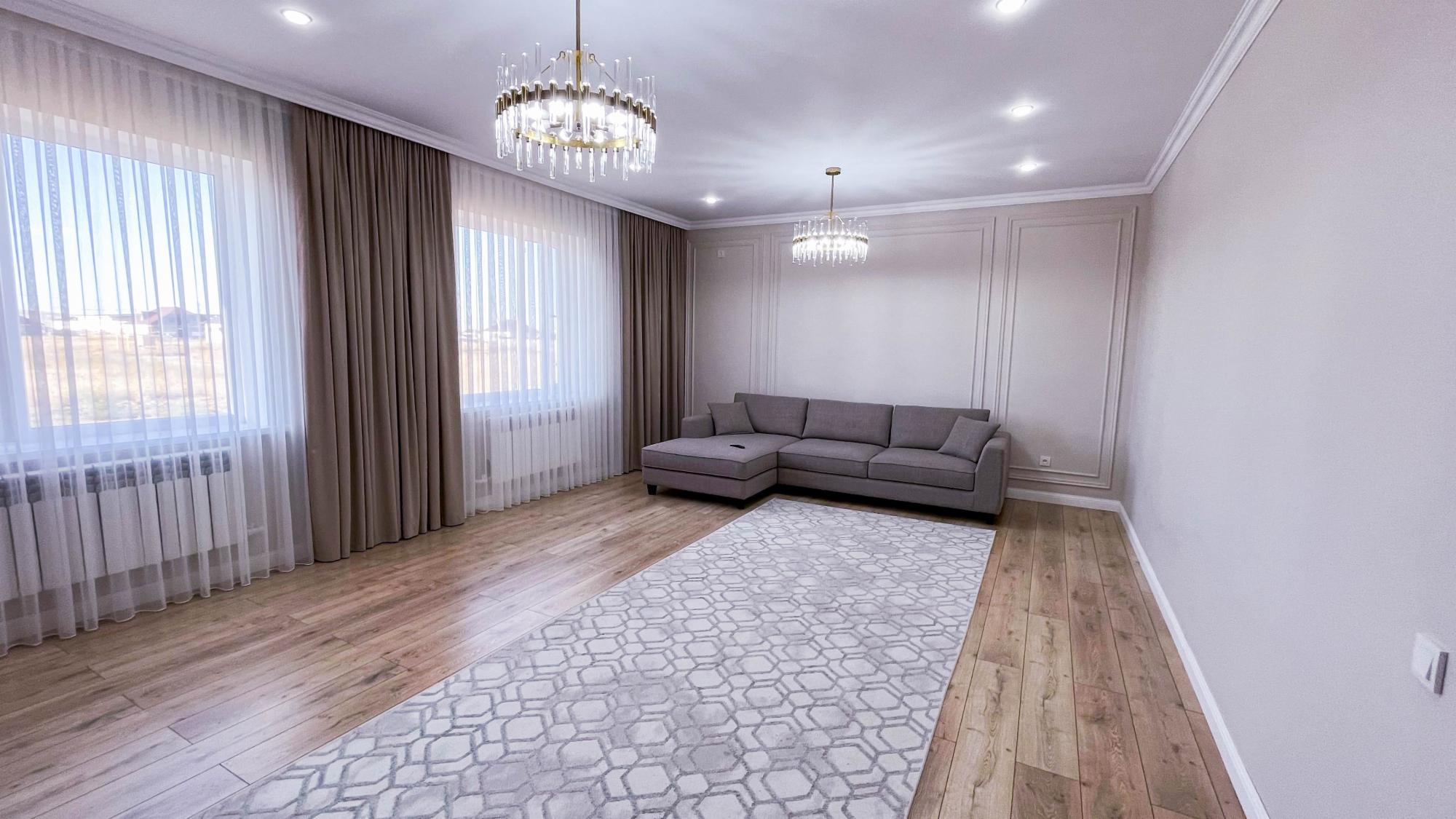 4-комнантный квартира, 140.0 м²,Жиенкулова за 45 000 000