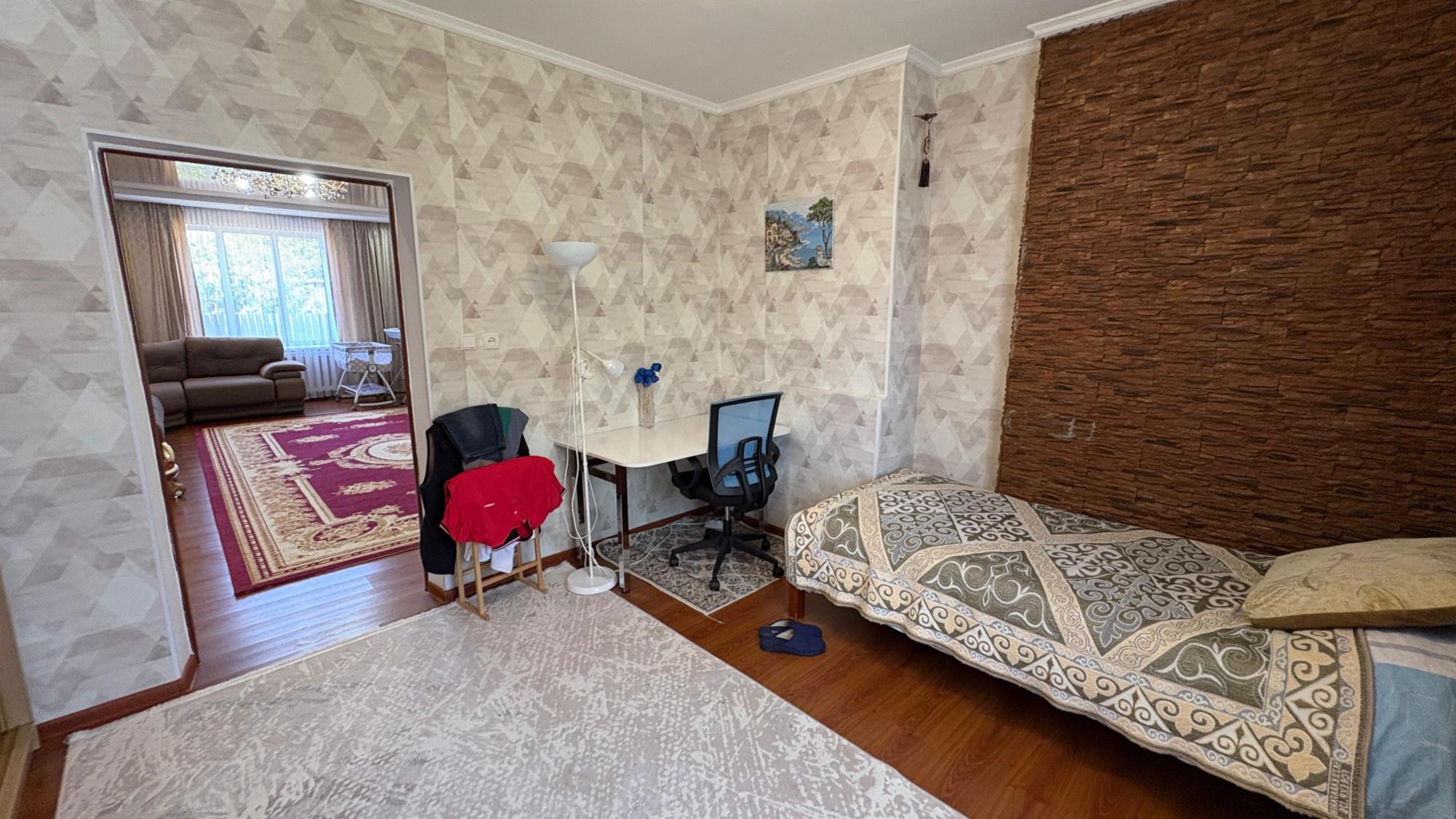 5-комнантный квартира, 139.5 м²,Жабаева за 52 000 000