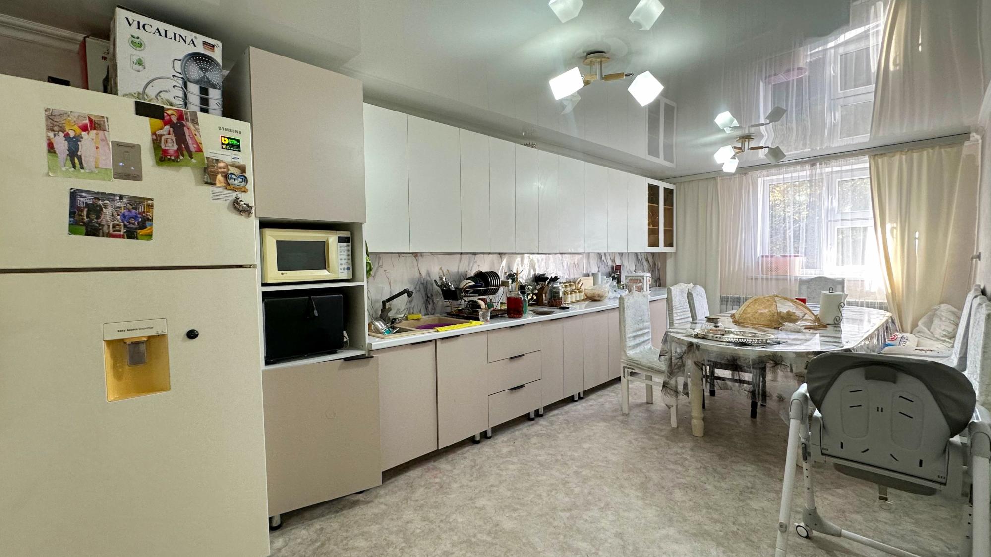 5-комнантный квартира, 126.0 м²,Кожамиярова за 34 000 000