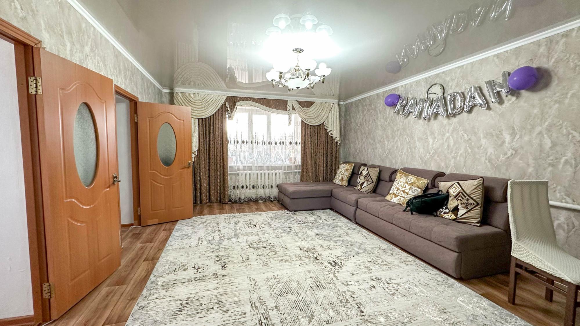 4-комнантный квартира, 90.0 м²,Акын Сара за 25 000 000