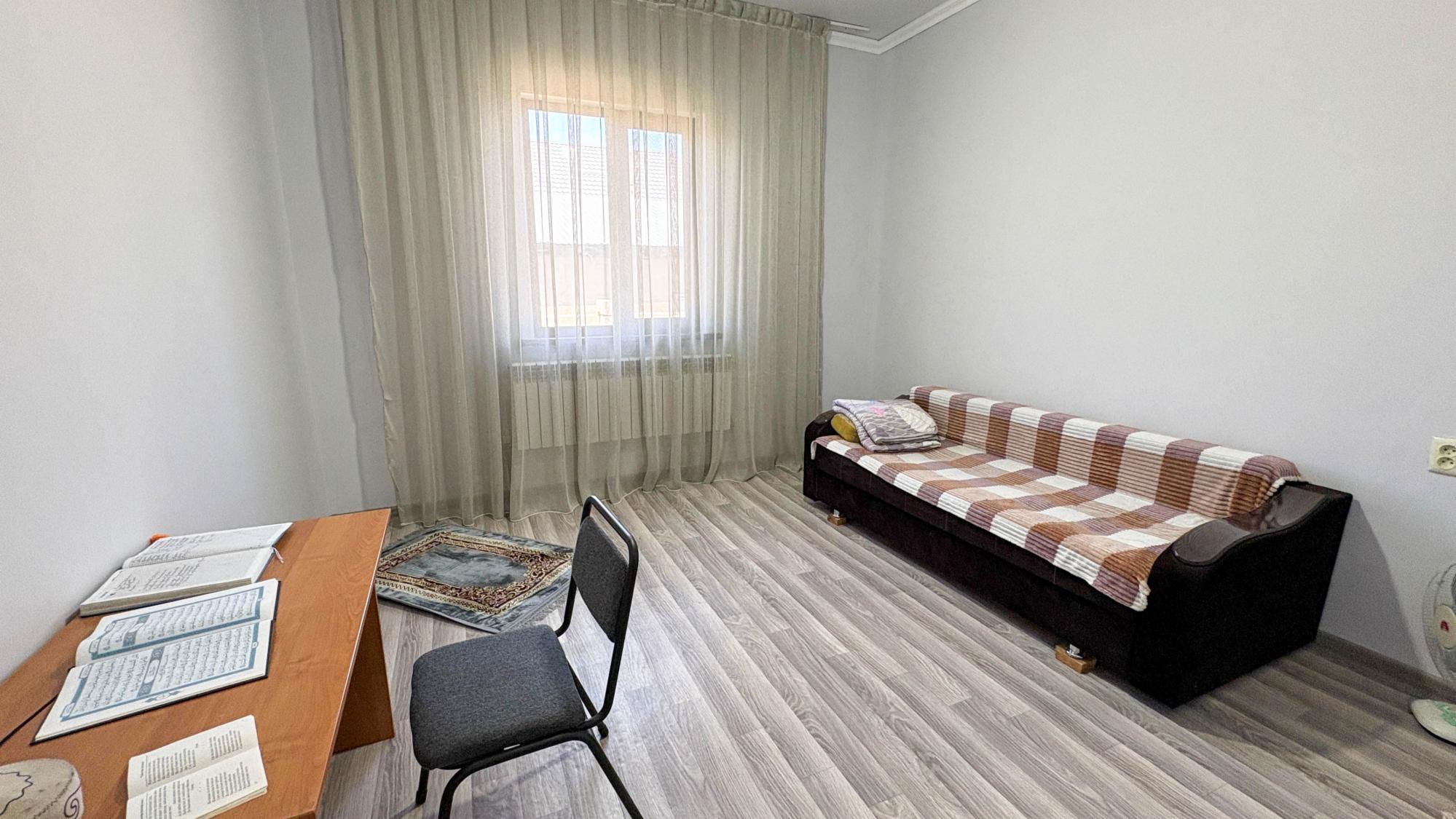 5-комнантный квартира, 247.8 м²,Жастар за 63 000 000