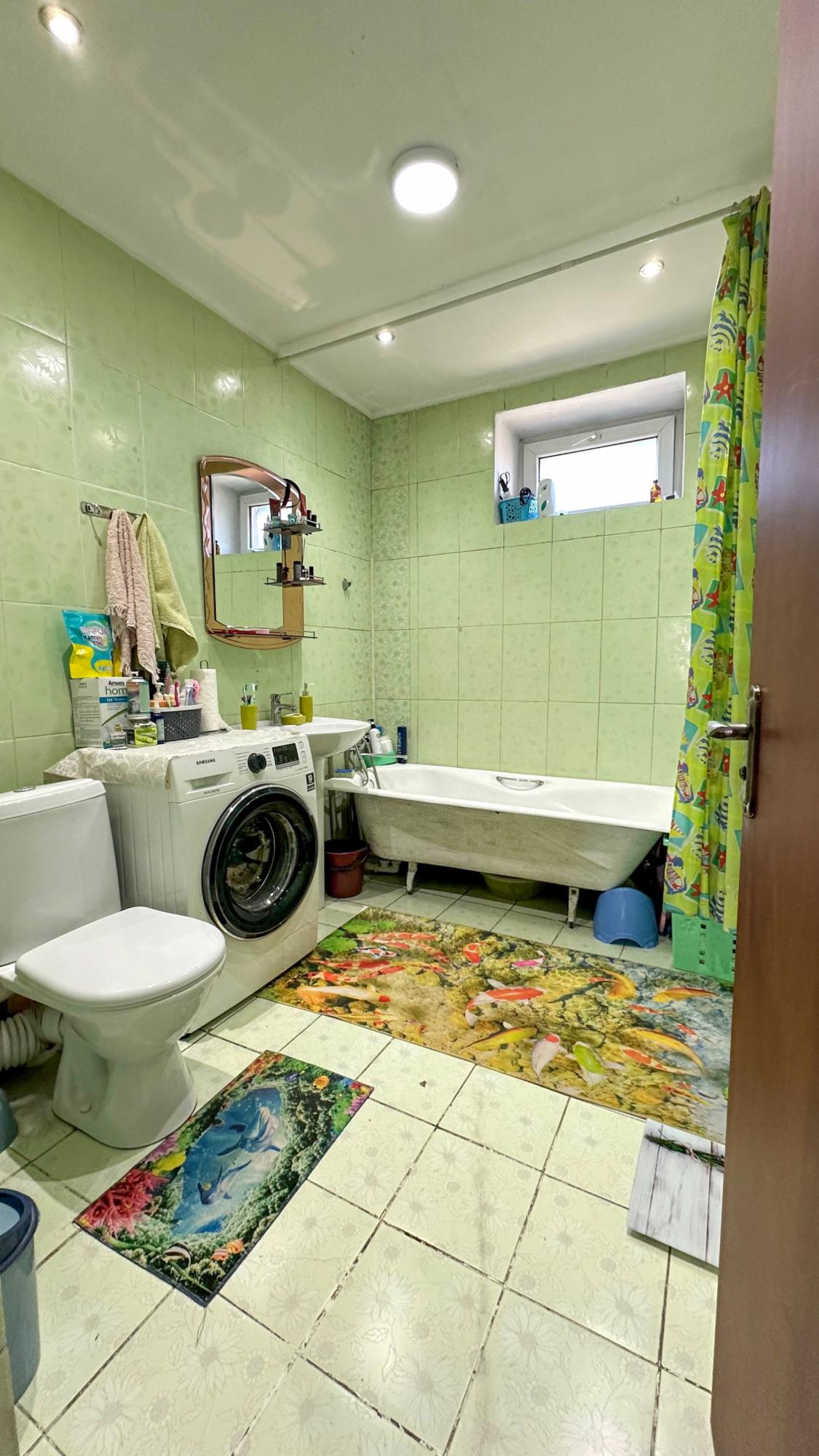 4-комнантная квартира, 78.0 м²,4 мкр за 30 000 000