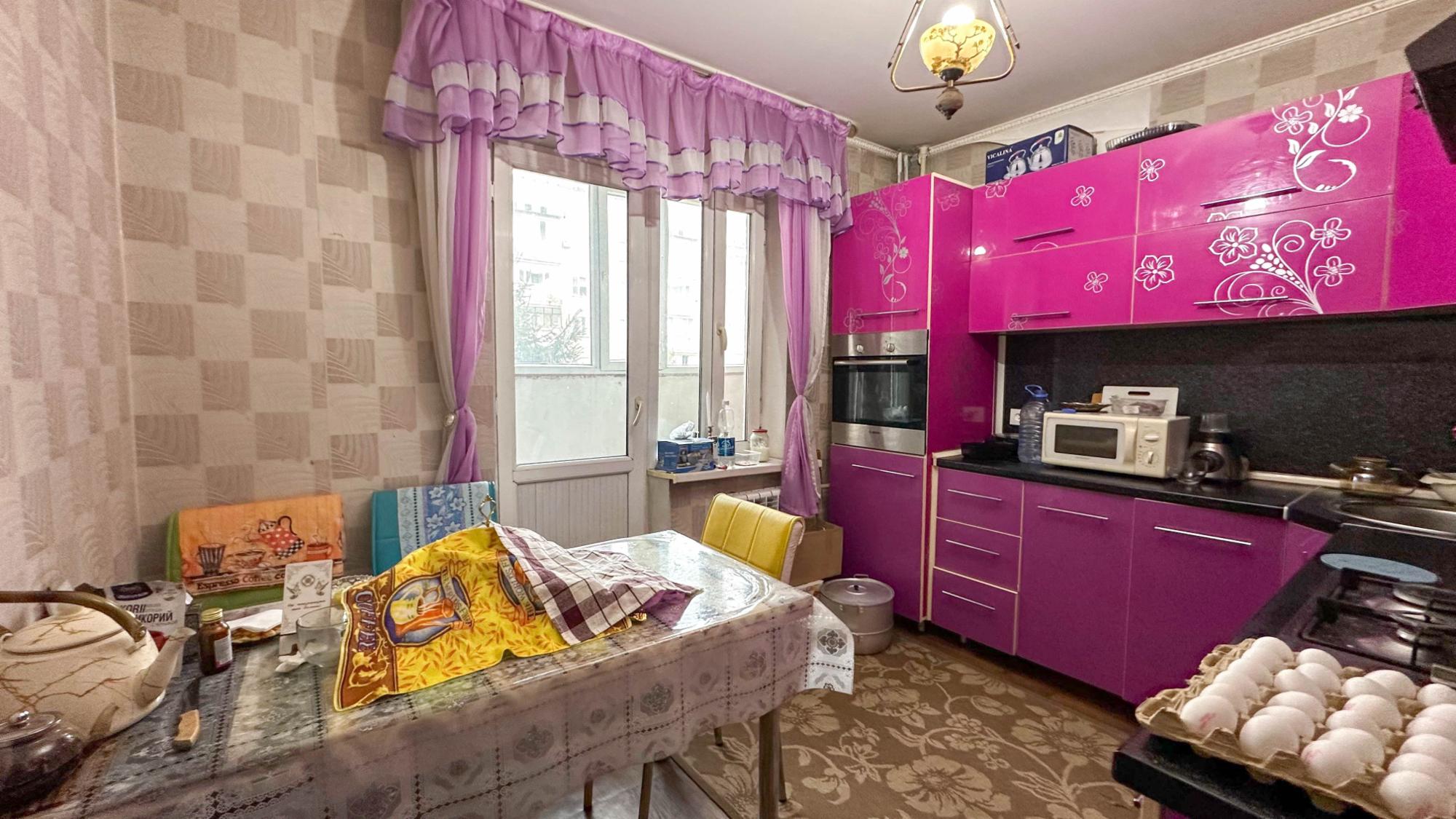 4-комнантная квартира, 87.0 м²,Муратбаева за 28 300 000