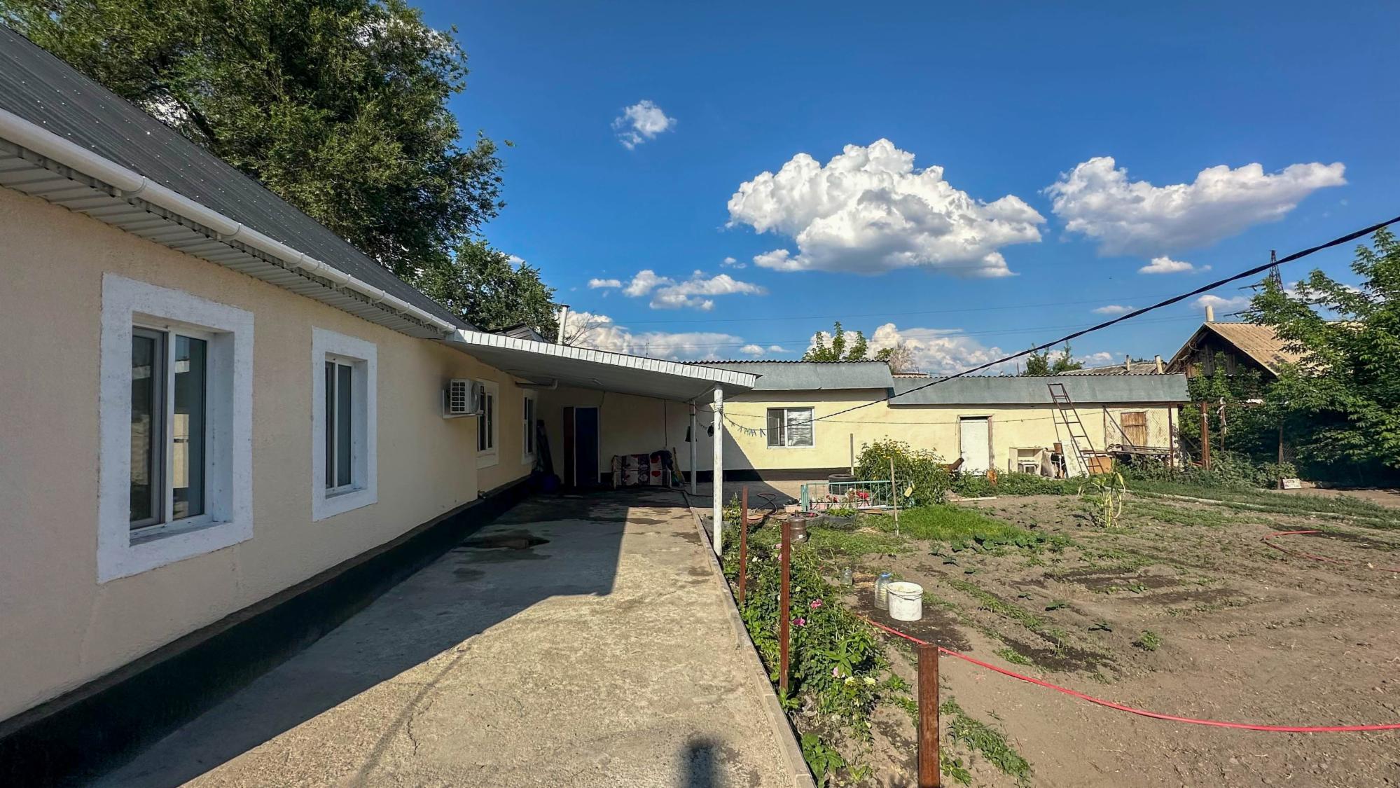 3-комнантный квартира, 111.0 м²,Кудайбердиева за 18 350 000