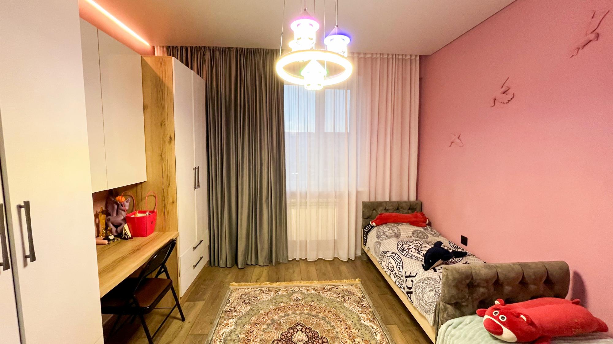 3-комнантная квартира, 90.0 м²,Бирлик за 42 000 000