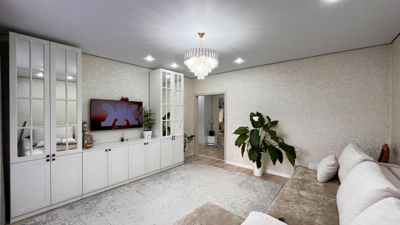 2-комнантная квартира, 65.0 м²,Абая за 33 000 000