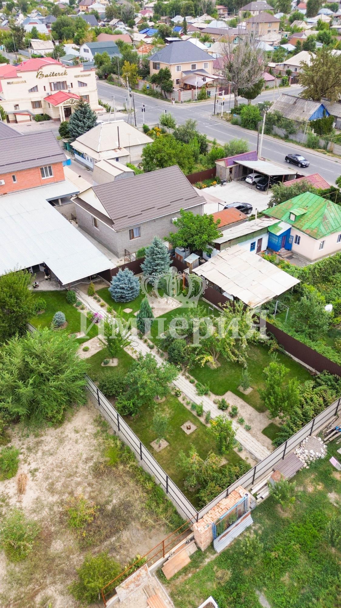 6-комнантный квартира, 300.0 м²,Гали Орманова за 150 000 000