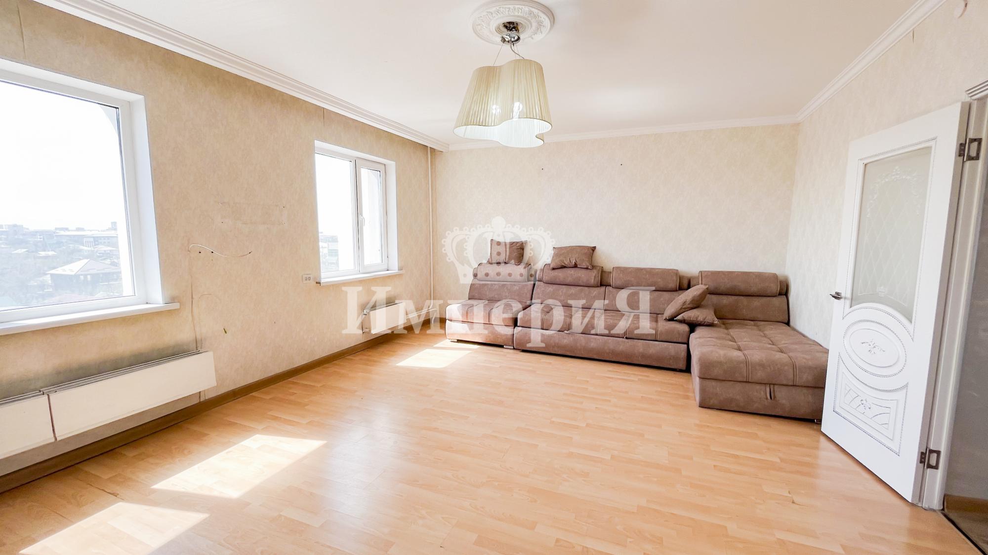 2-комнантная квартира, 80.0 м²,Назарбаева за 28 000 000