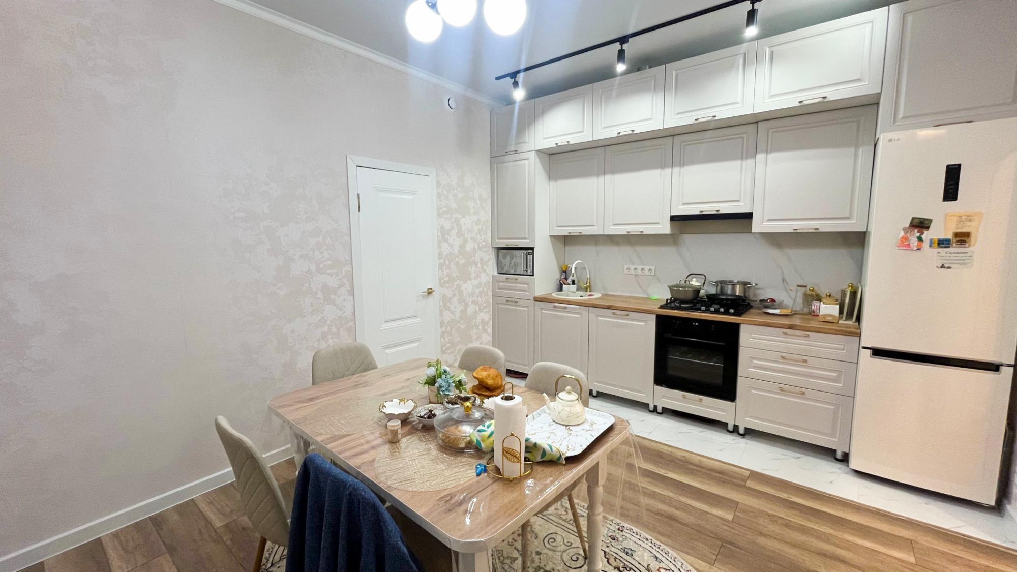 5-комнантный квартира, 140.0 м²,Карагайлы за 48 000 000
