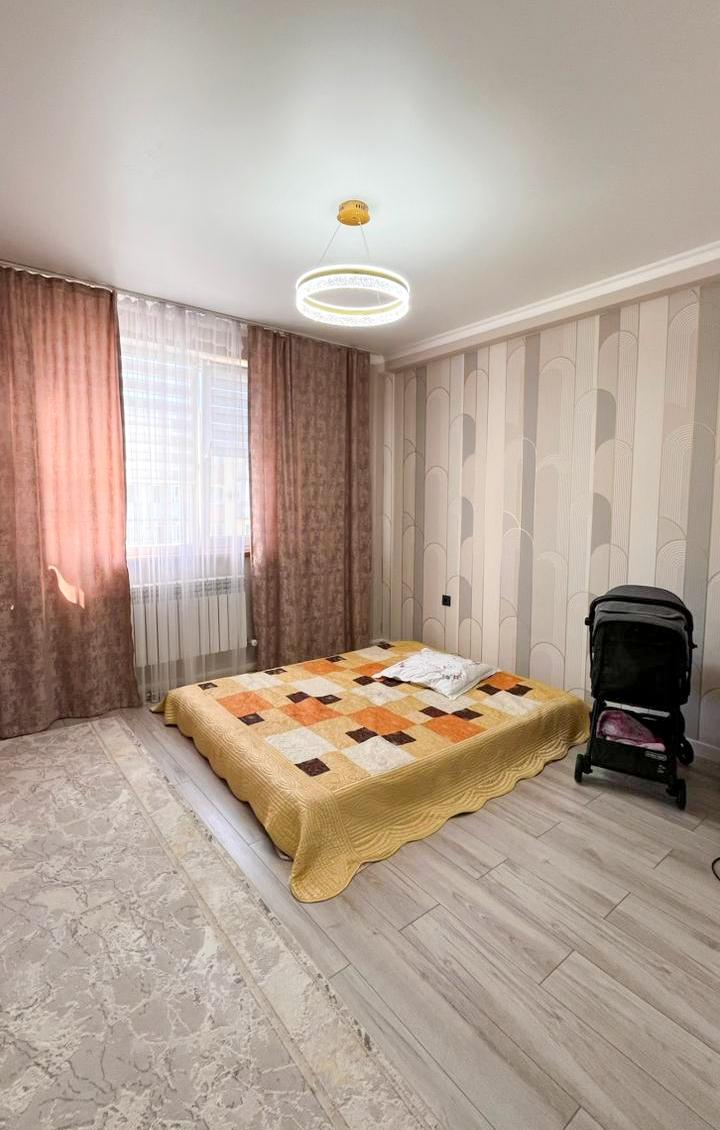 3-комнантная квартира, 90.0 м²,5 мкр за 4 500 000