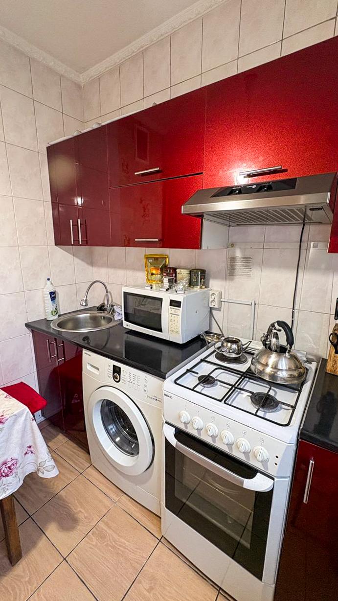 3-комнантная квартира, 61.7 м²,Казахстанская за 19 500 000
