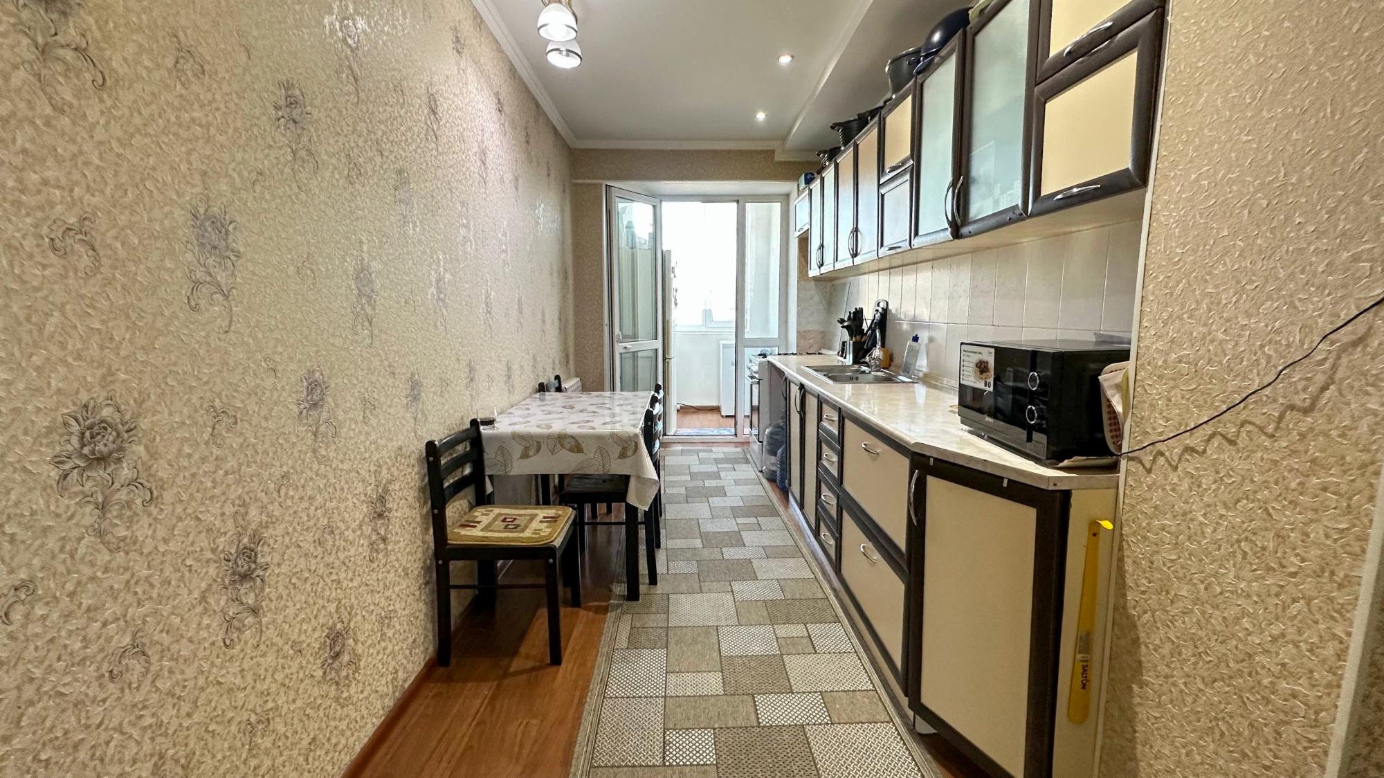 4-комнантная квартира, 78.0 м²,4 мкр за 30 000 000