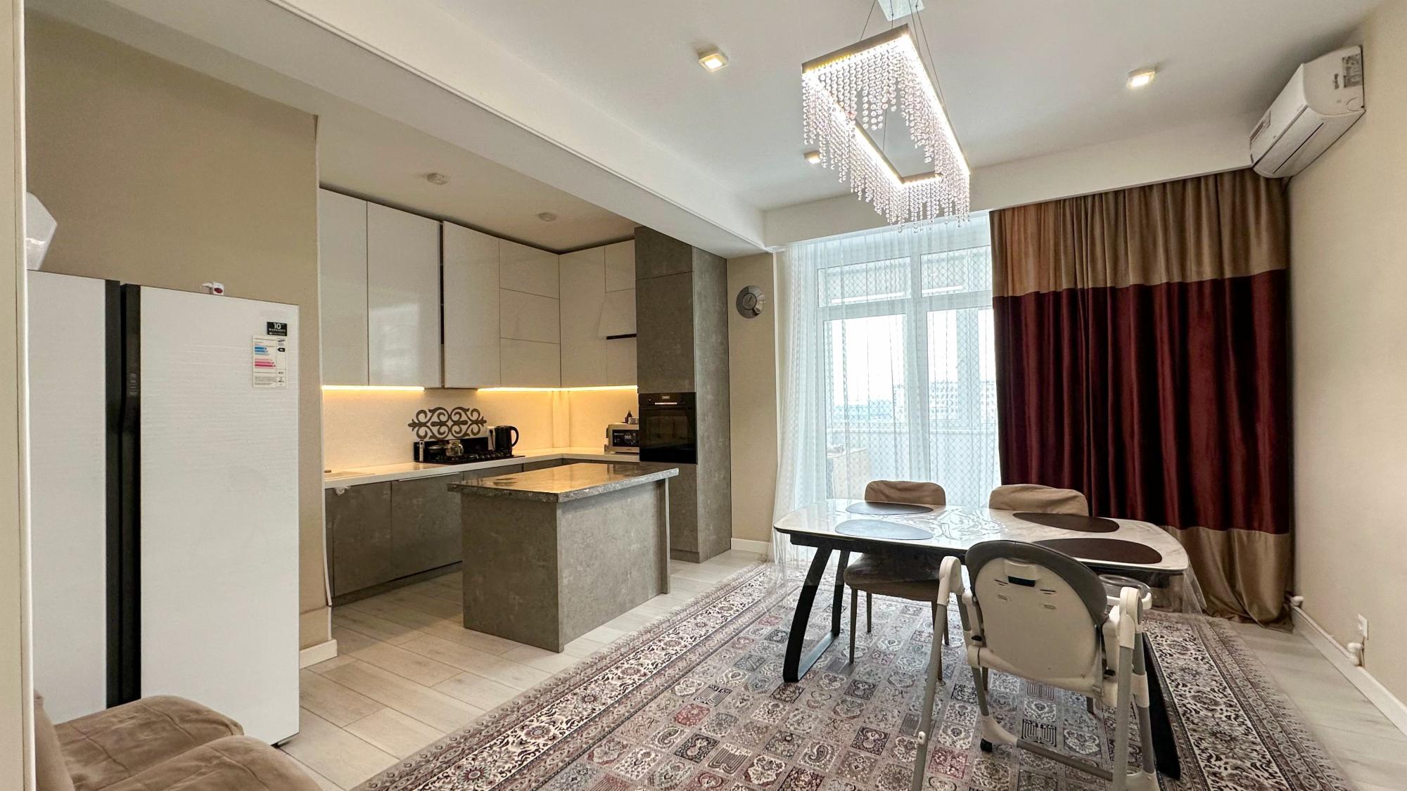 4-комнантная квартира, 164.0 м²,Жана Гарышкер за 95 000 000
