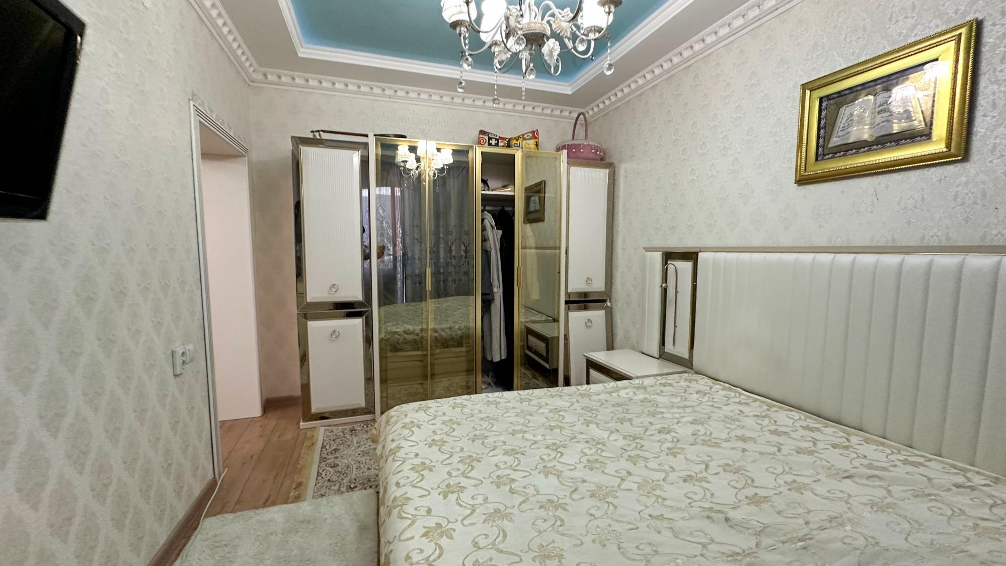 4-комнантная квартира, 143.0 м²,Муратбаева за 60 000 000
