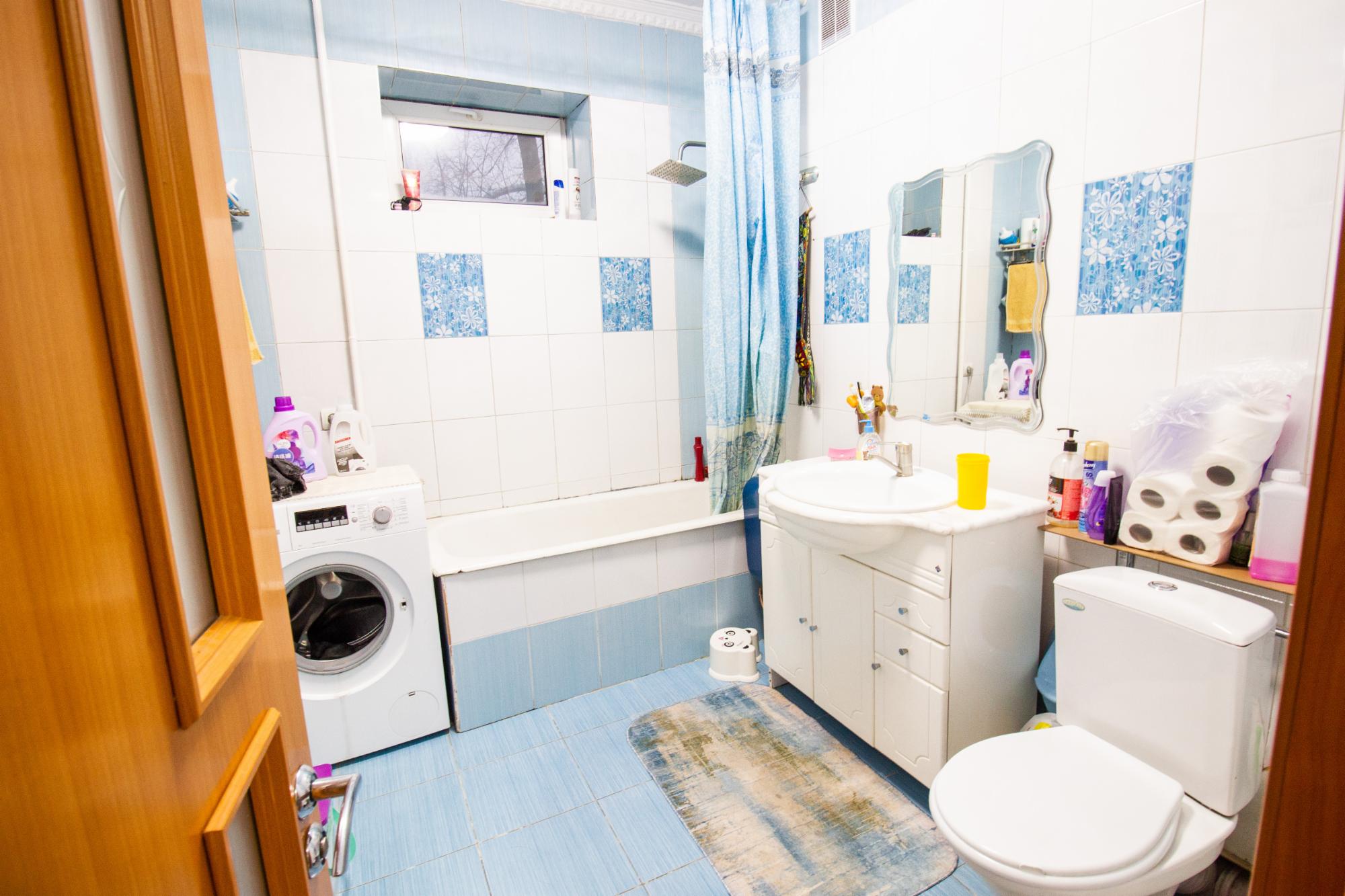 4-комнантная квартира, 87.0 м²,Рустембекова за 26 000 000