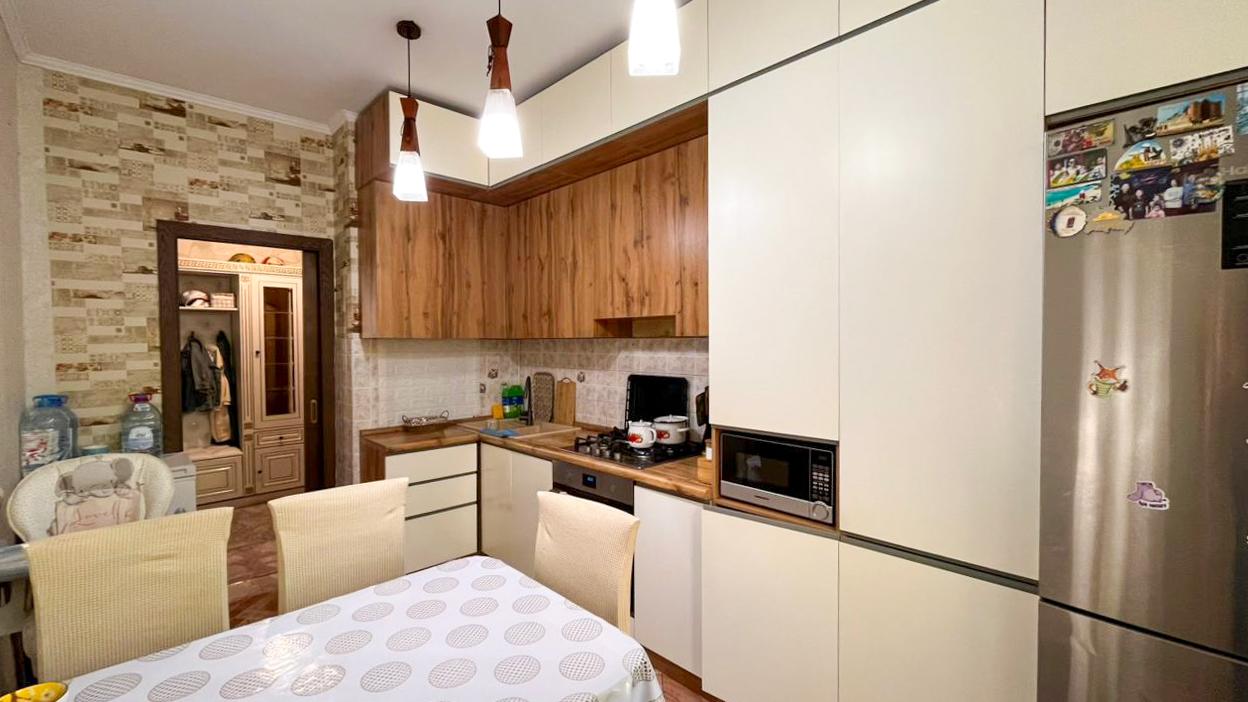 4-комнантная квартира, 77.0 м²,Алдабергенова за 29 500 000