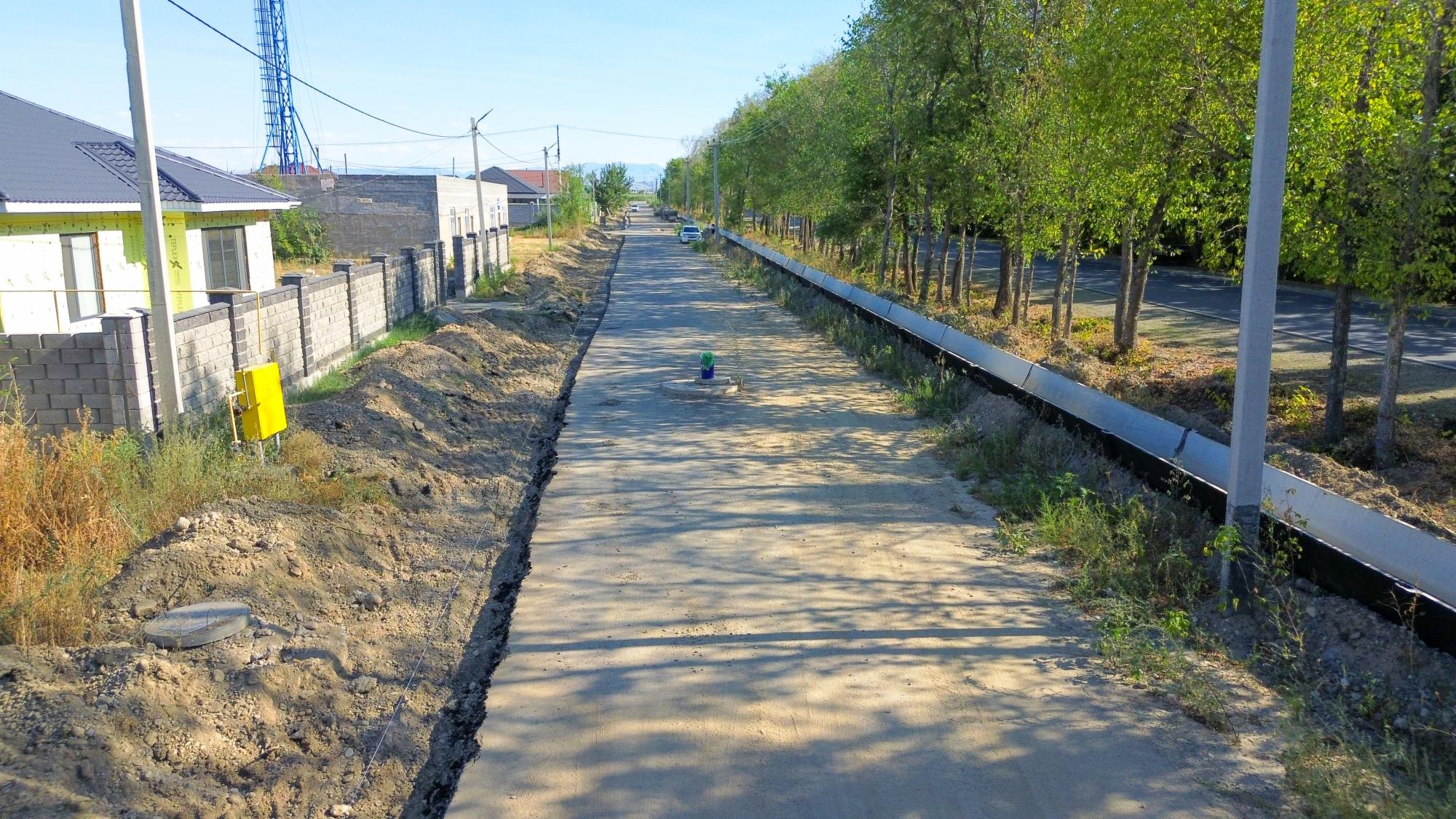 5-комнантный квартира, 240.0 м²,Абая за 20 000 000