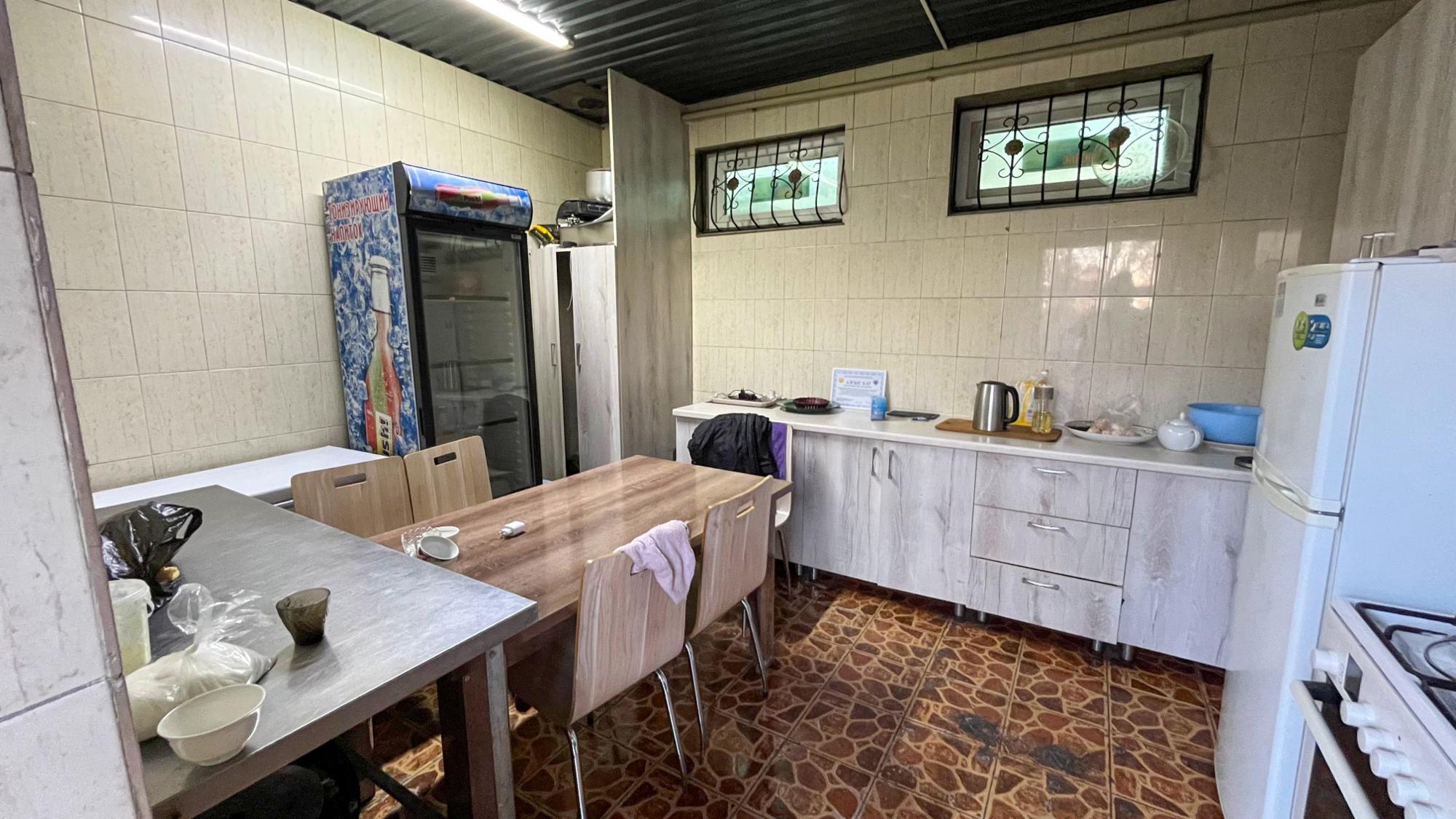 4-комнантный квартира, 340.0 м²,Желтоксан за 66 500 000