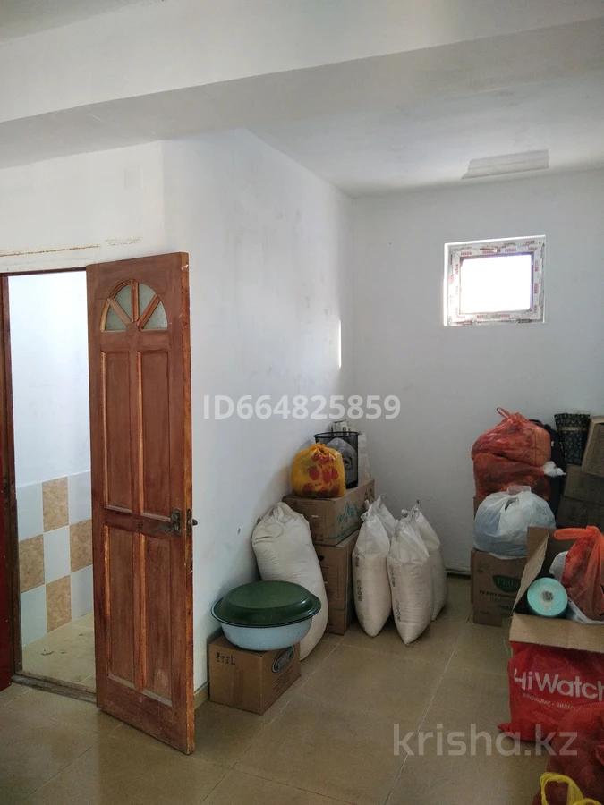 9-комнантный квартира, 270.0 м²,Амангельды за 120 000 000