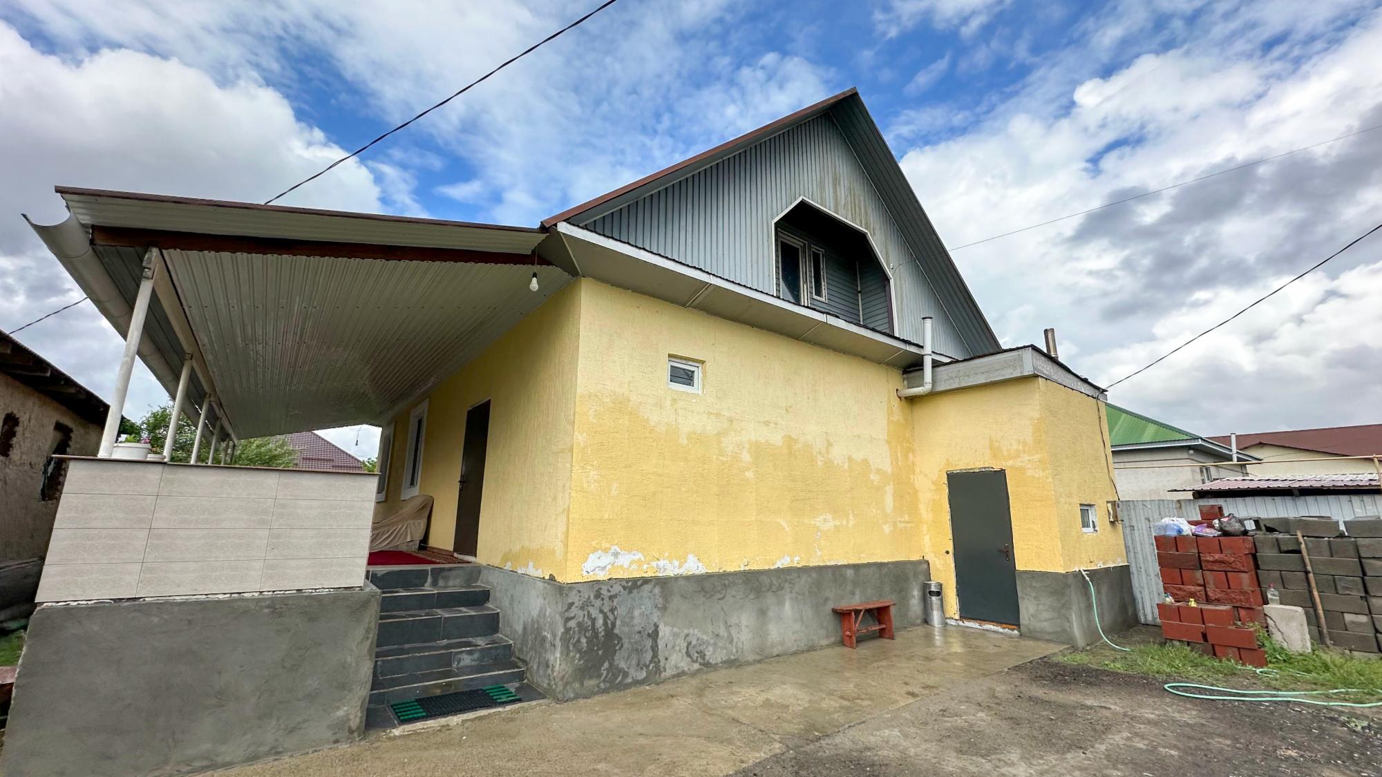 3-комнантный квартира, 90.0 м²,Алдабергенова за 35 000 000