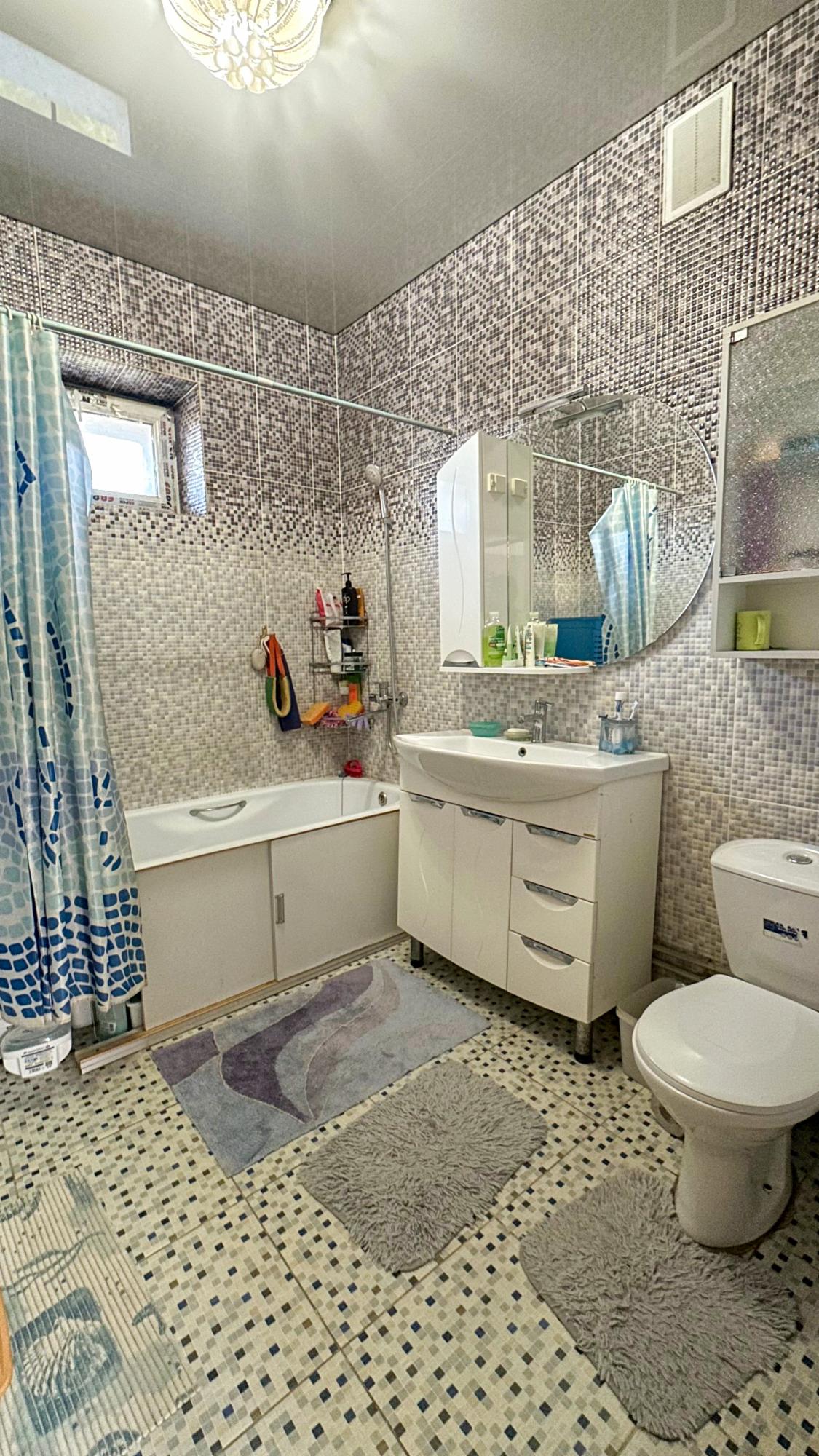 5-комнантная квартира, 85.0 м²,3 мкр за 28 000 000