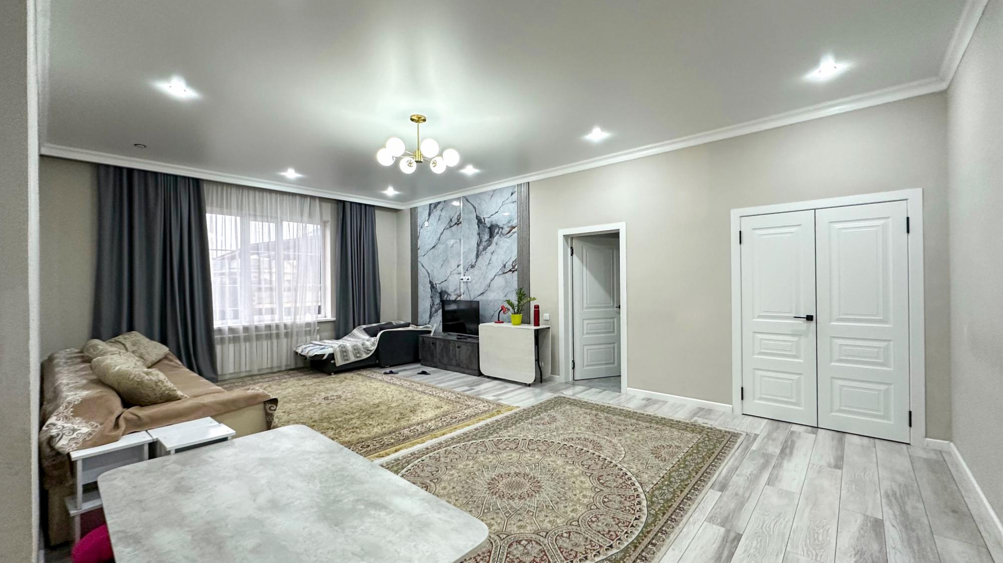 4-комнантный квартира, 125.0 м²,Карлыгаш за 45 500 000