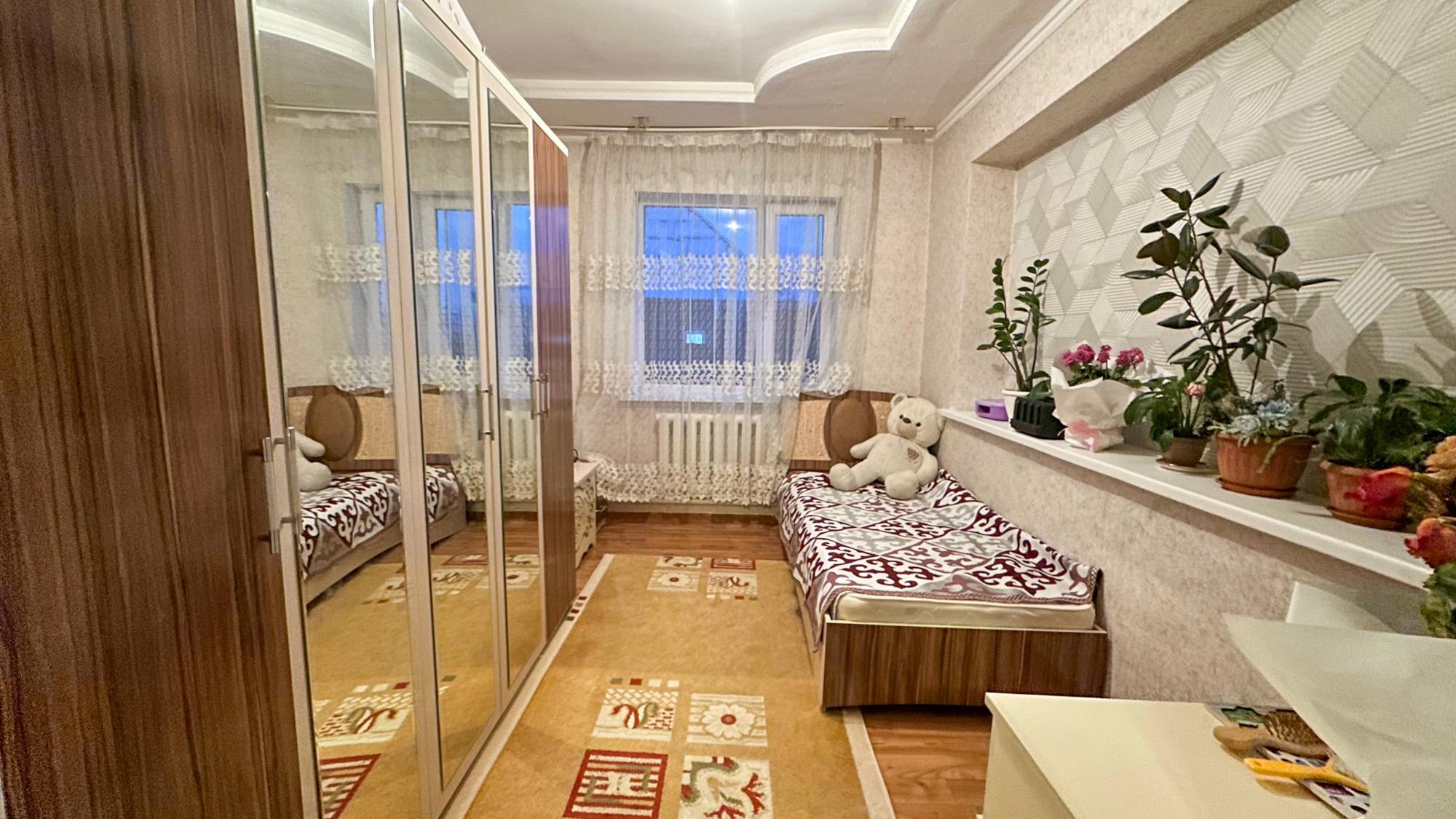 4-комнантный квартира, 112.0 м²,Астана за 30 700 000
