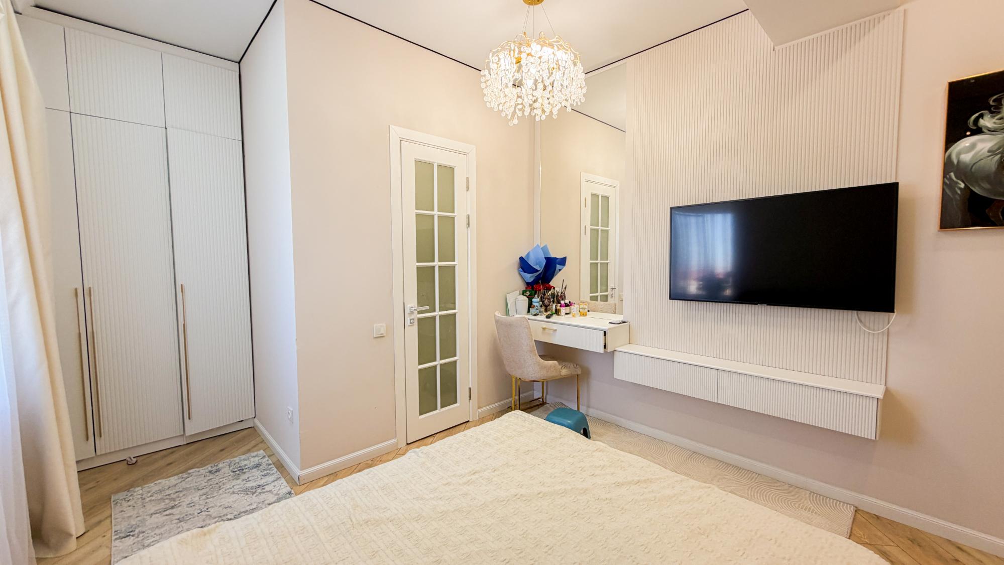 4-комнантная квартира, 120.0 м²,Алдабергенова за 65 000 000