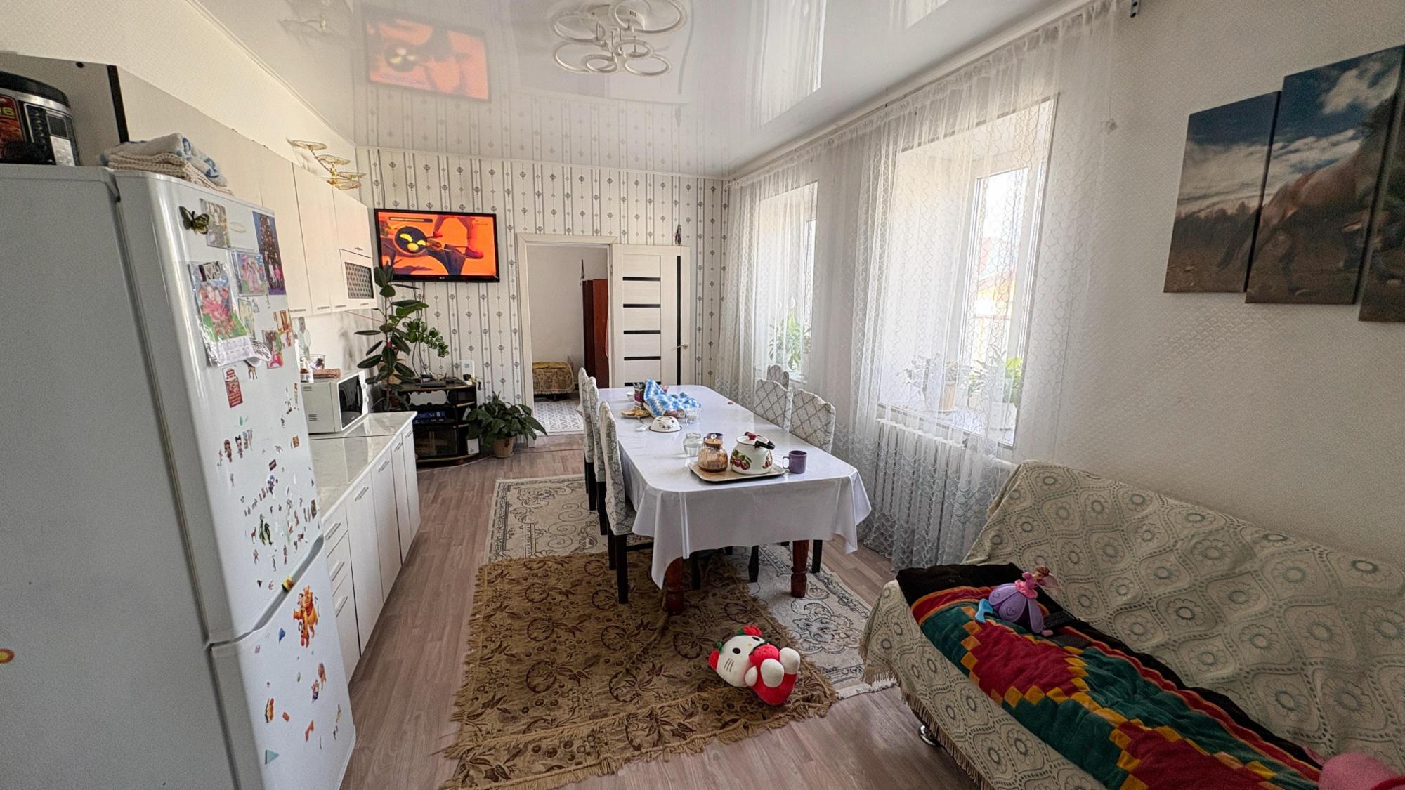 6-комнантный квартира, 138.0 м²,Жамбыла за 38 000 000