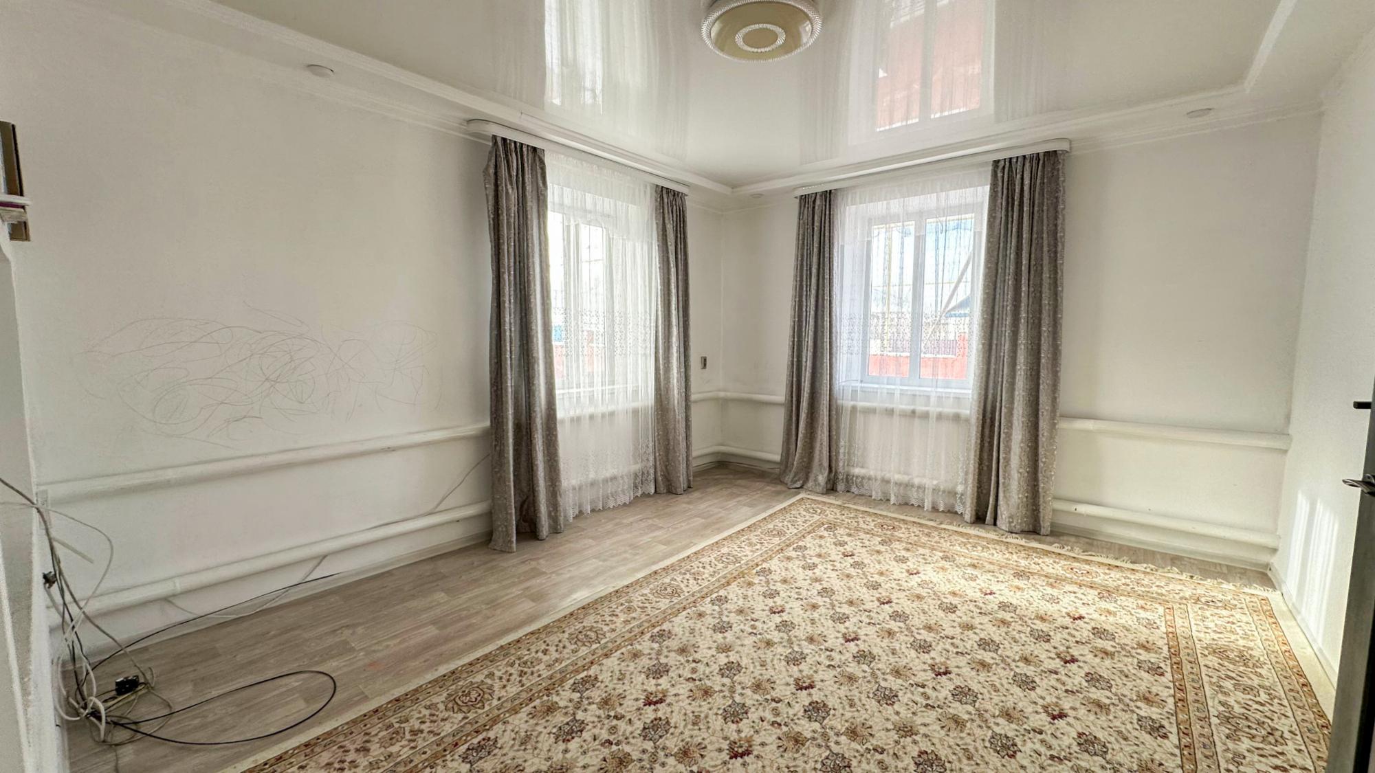 6-комнантный квартира, 70.4 м²,Еркин за 25 600 000