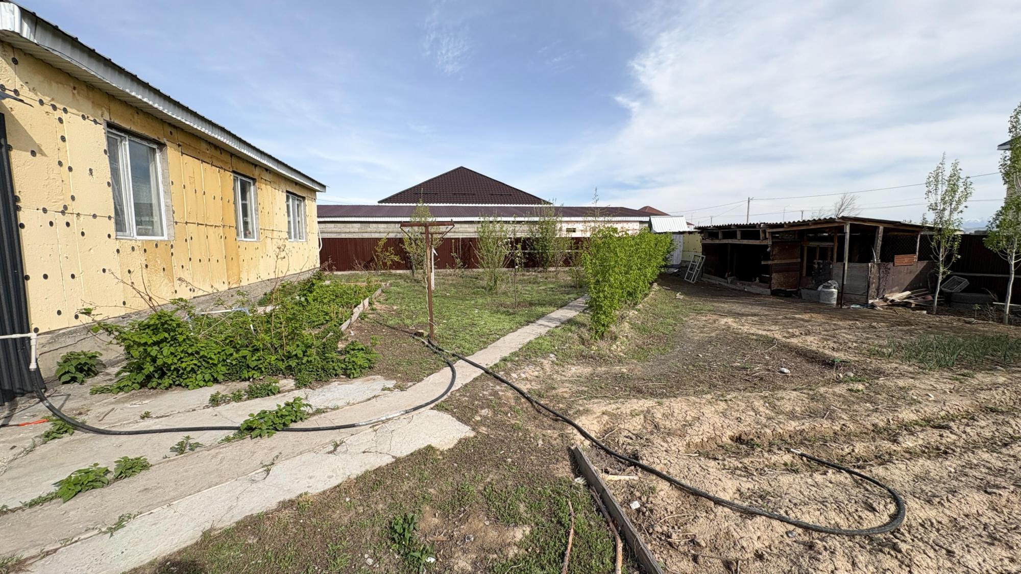 5-комнантный квартира, 120.0 м²,Байтурсынова за 25 000 000