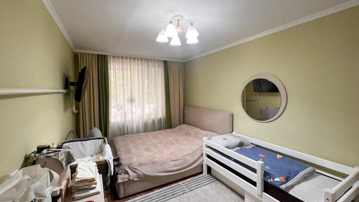 5-комнантная квартира, 98.0 м²,Назарбаева за 34 000 000
