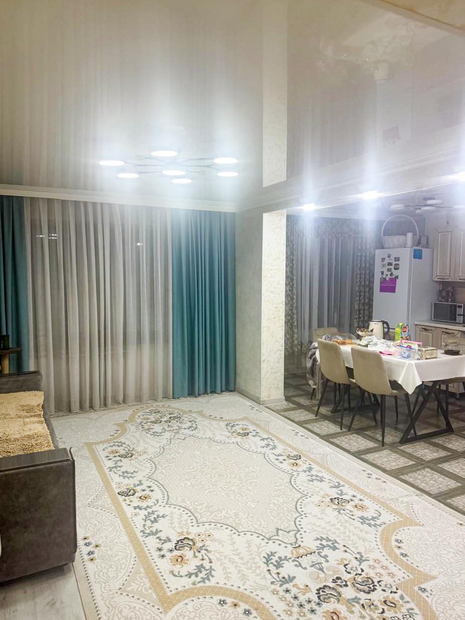 3-комнантная квартира, 60.0 м²,Казахстанская за 25 800 000