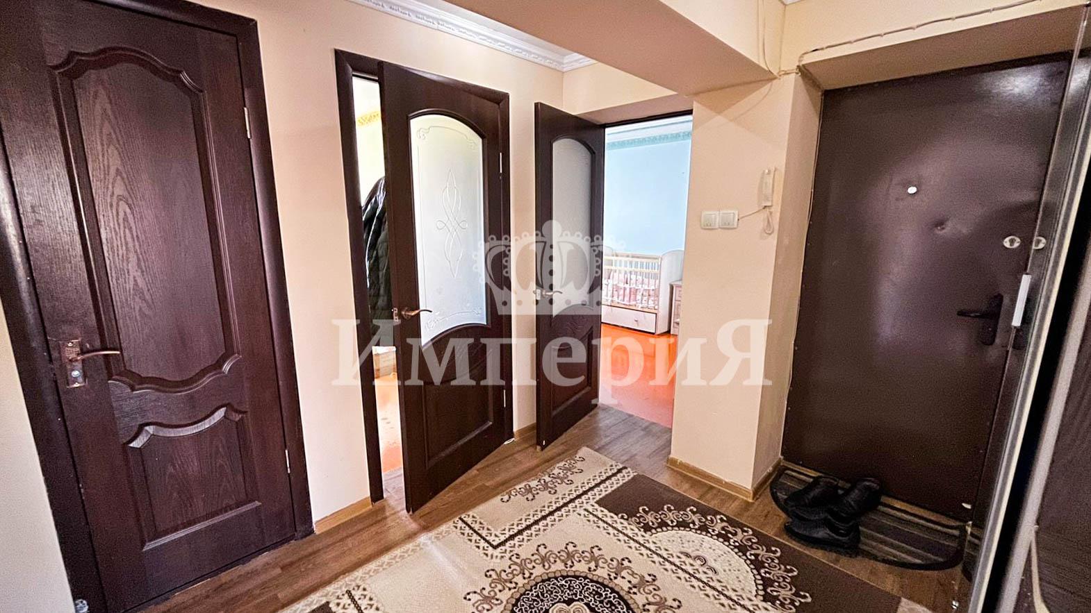 4-комнантная квартира, 74.0 м²,5 мкр за 21 000 000