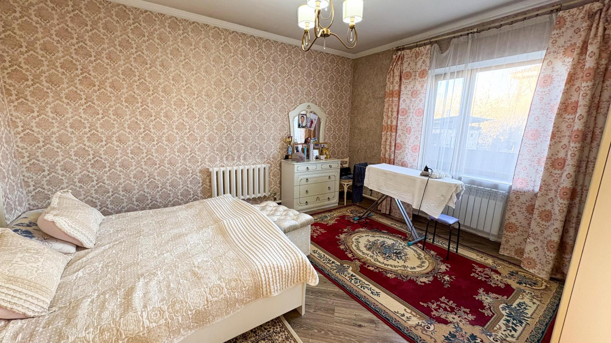 7-комнантный квартира, 300.0 м²,Гаухар Ана за 64 200 000