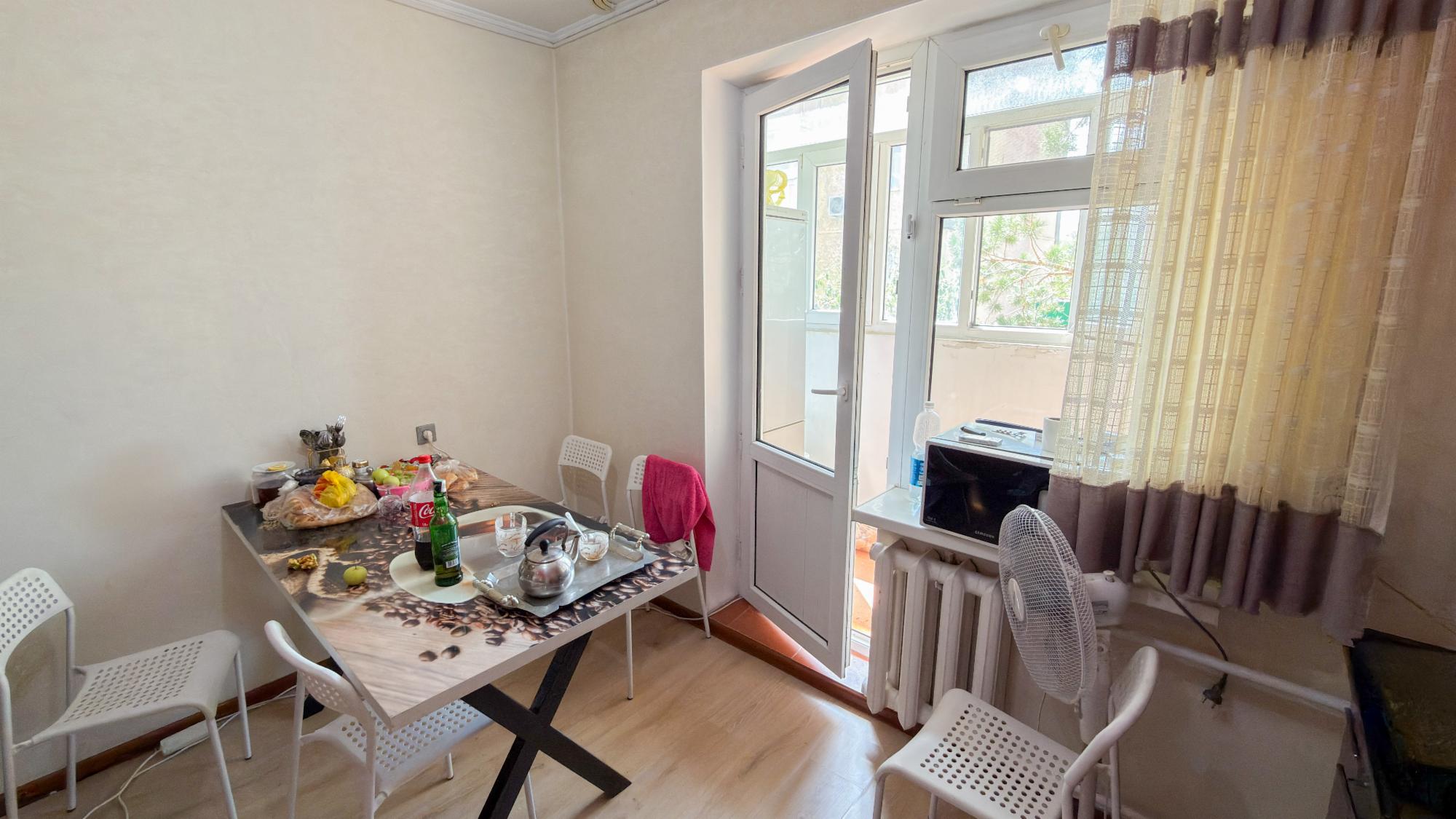 4-комнантная квартира, 90.0 м²,Жана Гарышкер за 39 000 000