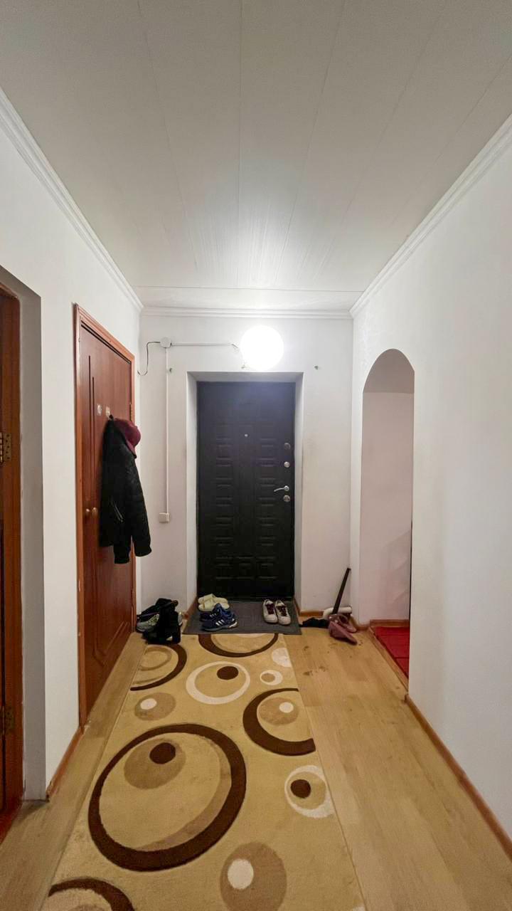 4-комнантный квартира, 106.0 м²,Базарбаева за 30 000 000