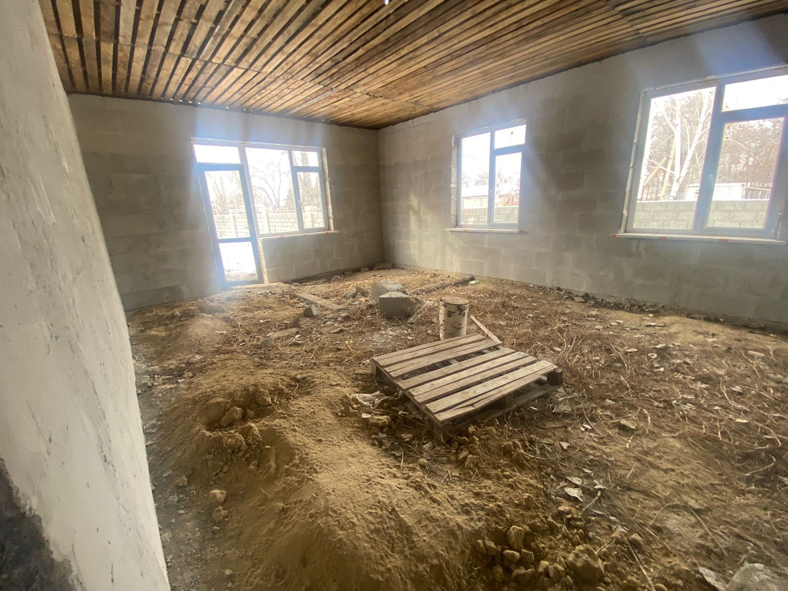 5-комнантный квартира, 306.0 м²,Абая за 30 000 000