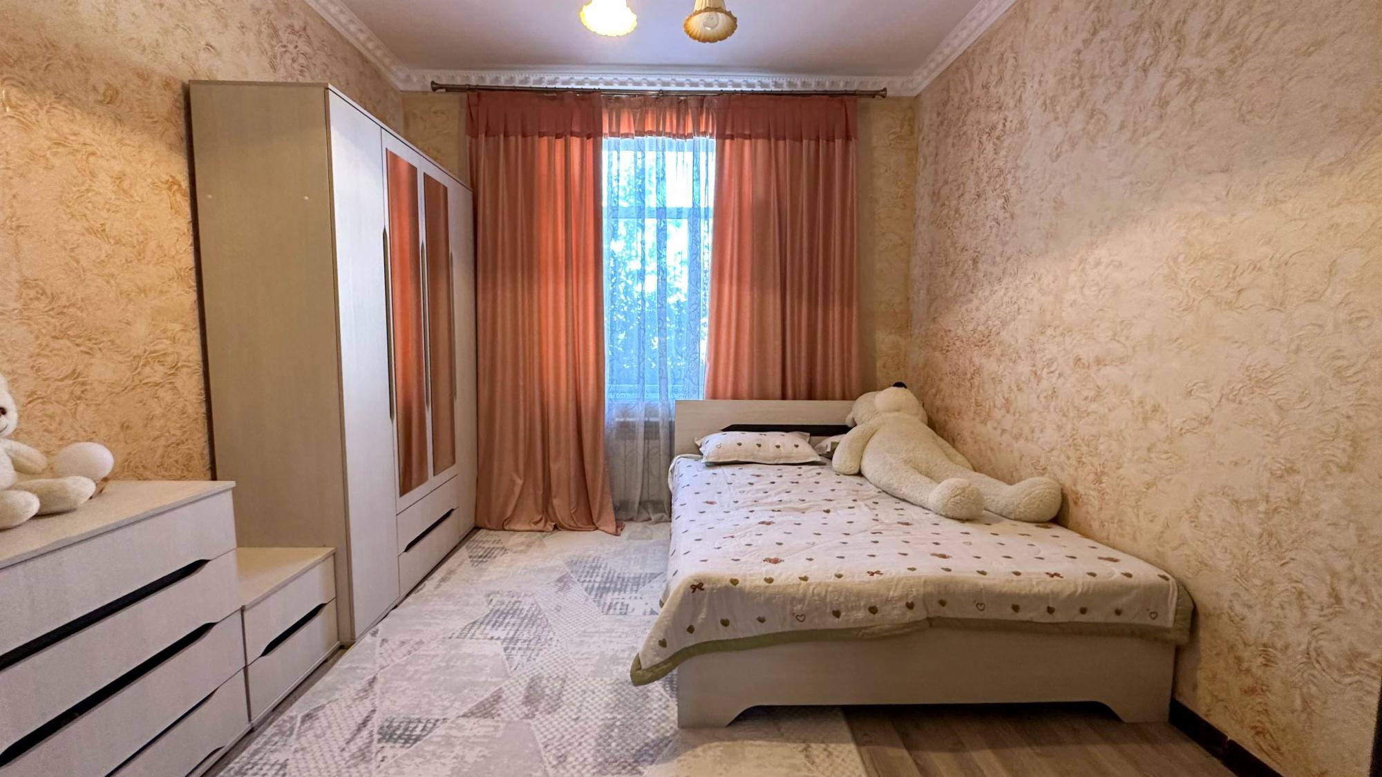 7-комнантный квартира, 232.8 м²,Алимжанова за 65 000 000