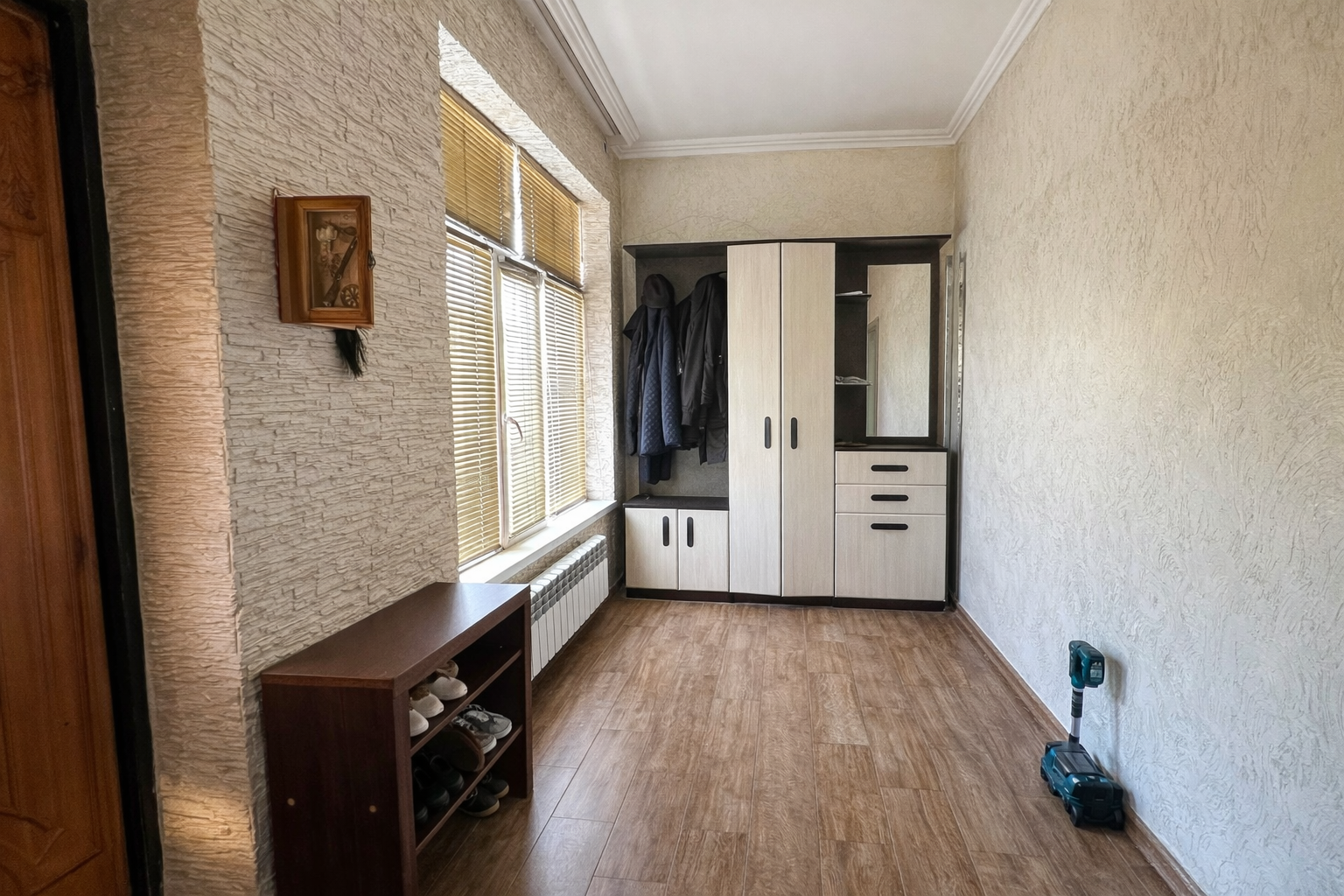 8-комнантный квартира, 300.0 м²,Каратальская за 110 000 000