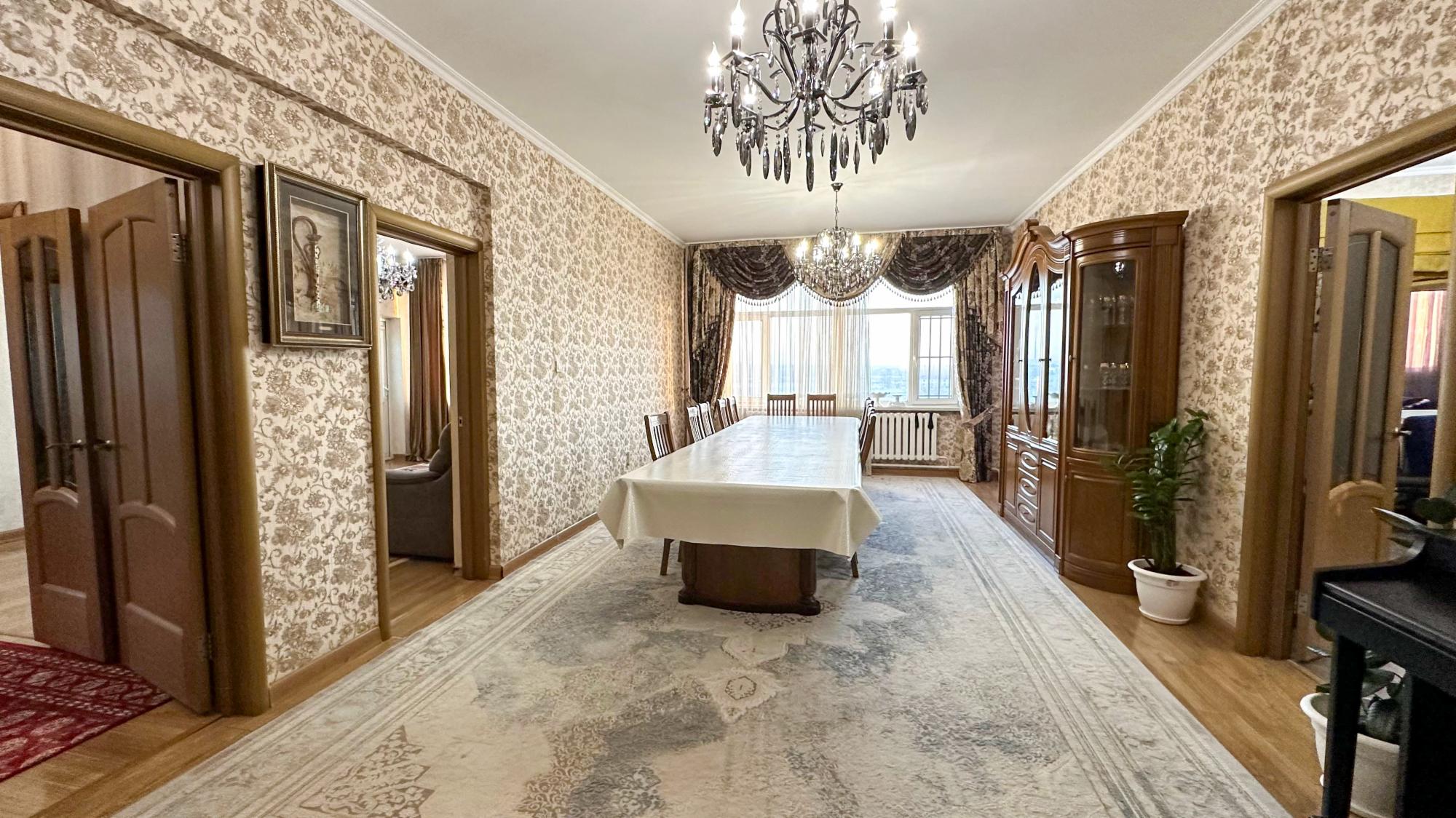 5-комнантная квартира, 168.0 м²,Назарбаева за 50 000 000